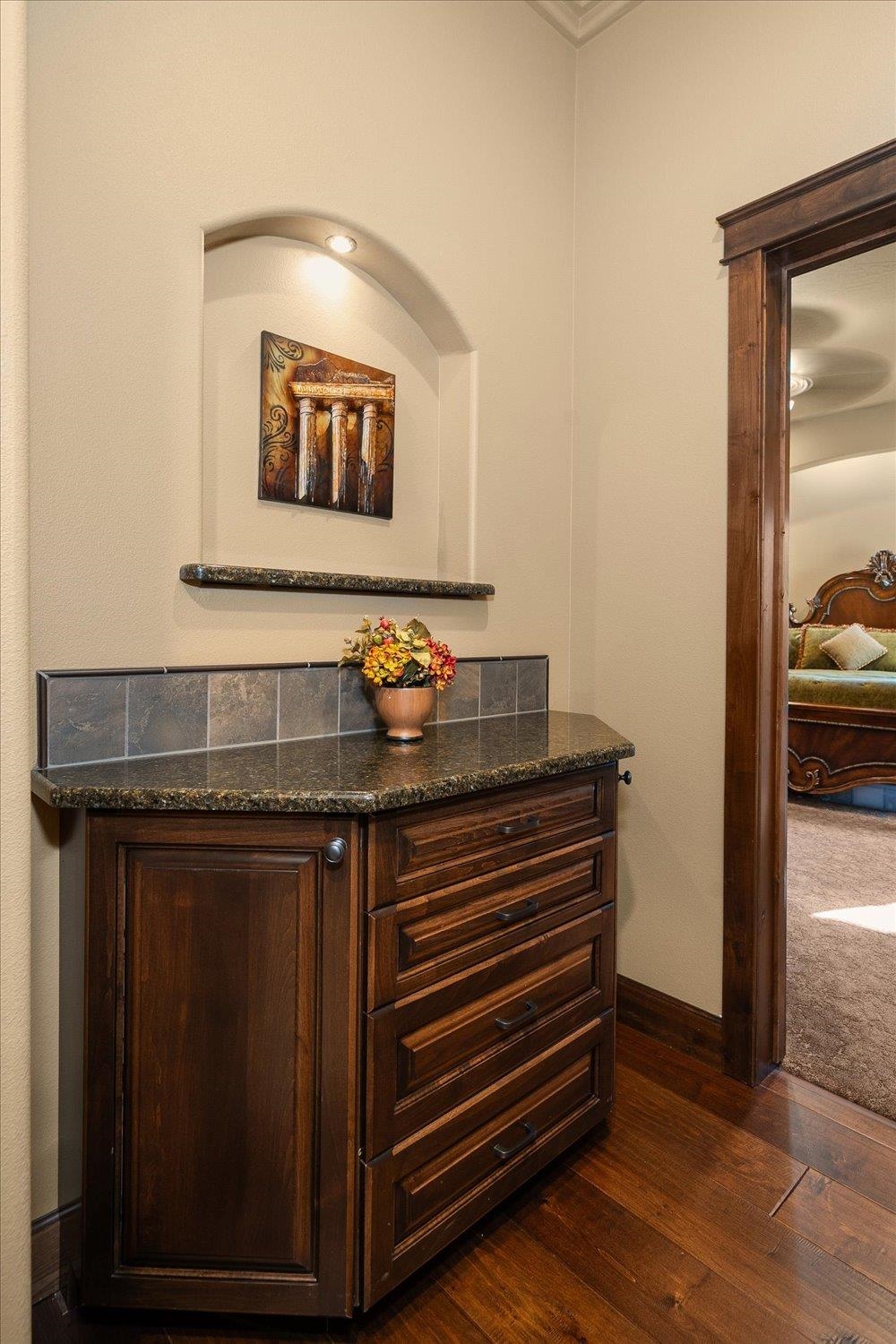 2104 E Cherrytree Ln - Photo 30