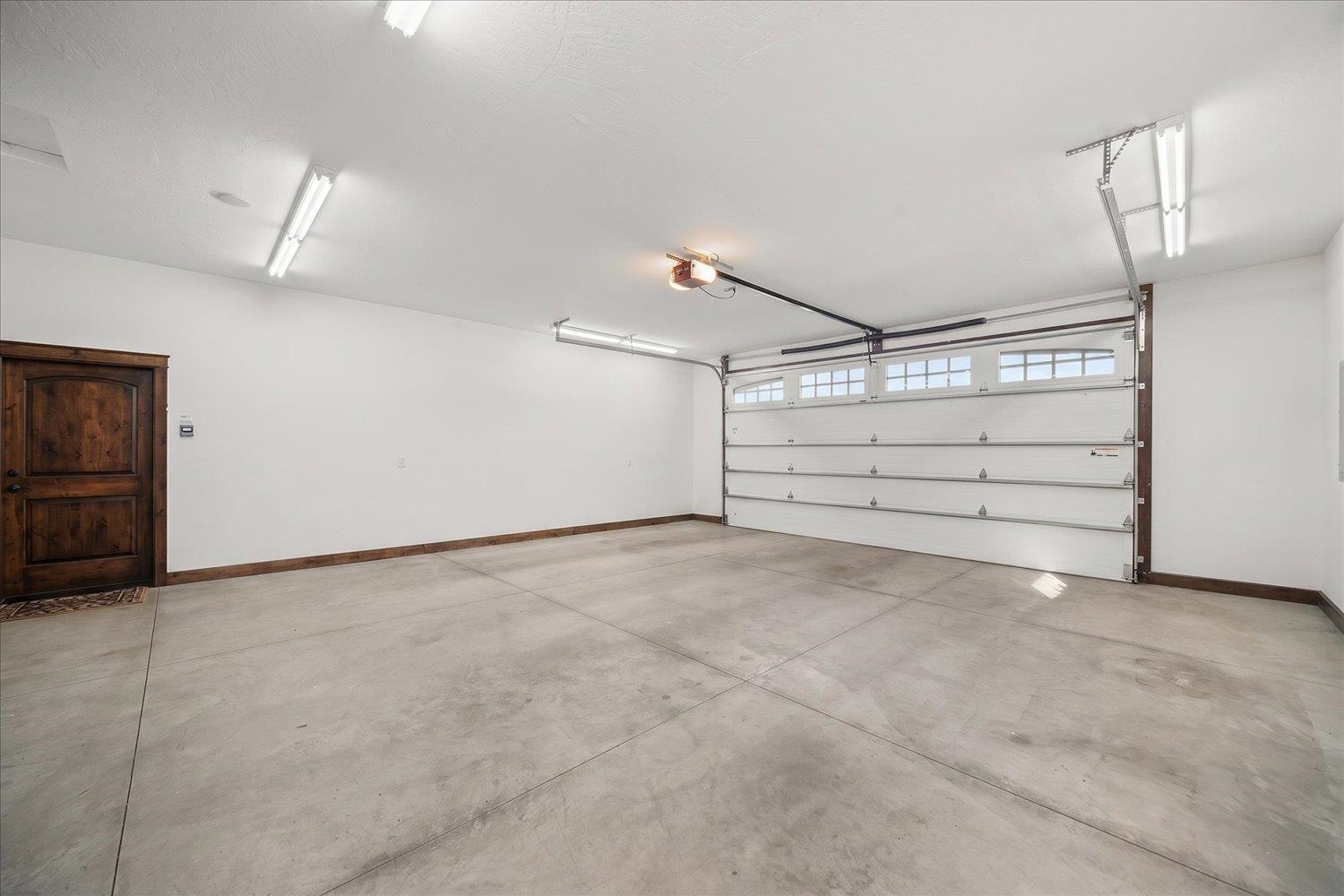 2104 E Cherrytree Ln - Photo 34
