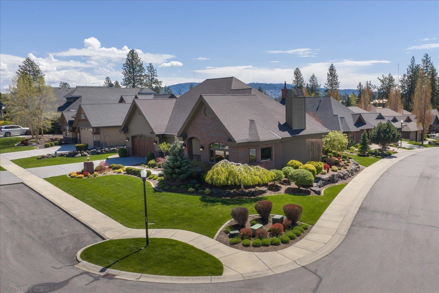 2104 E Cherrytree Ln - Photo 45