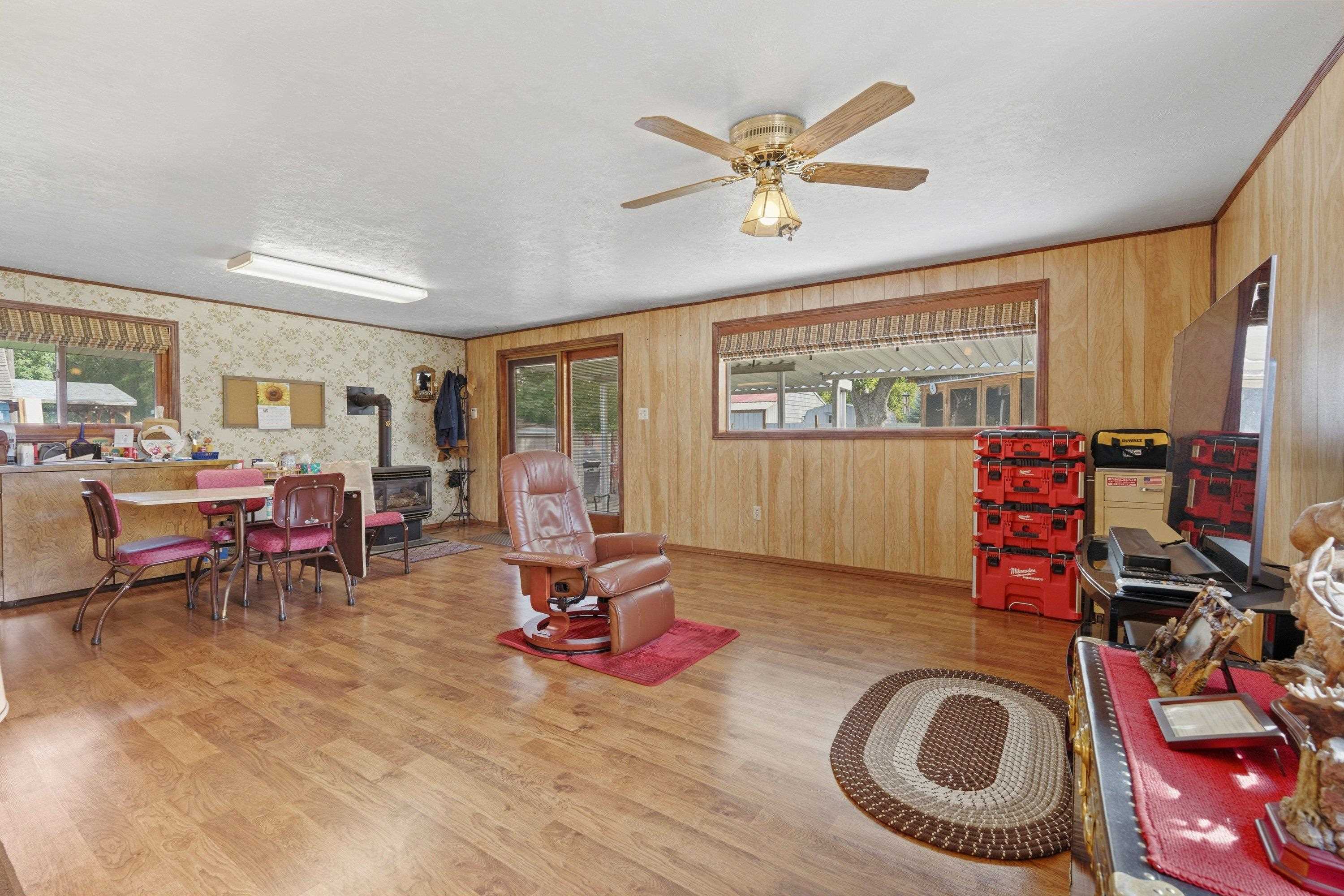 310 N Vista Rd - Photo 4
