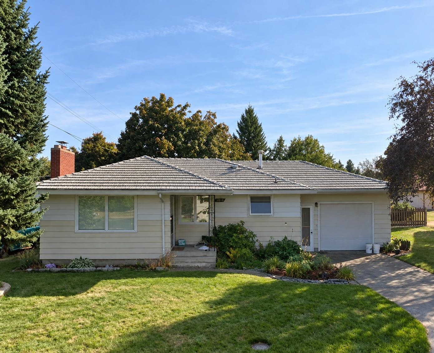 7810 E Glass Ave