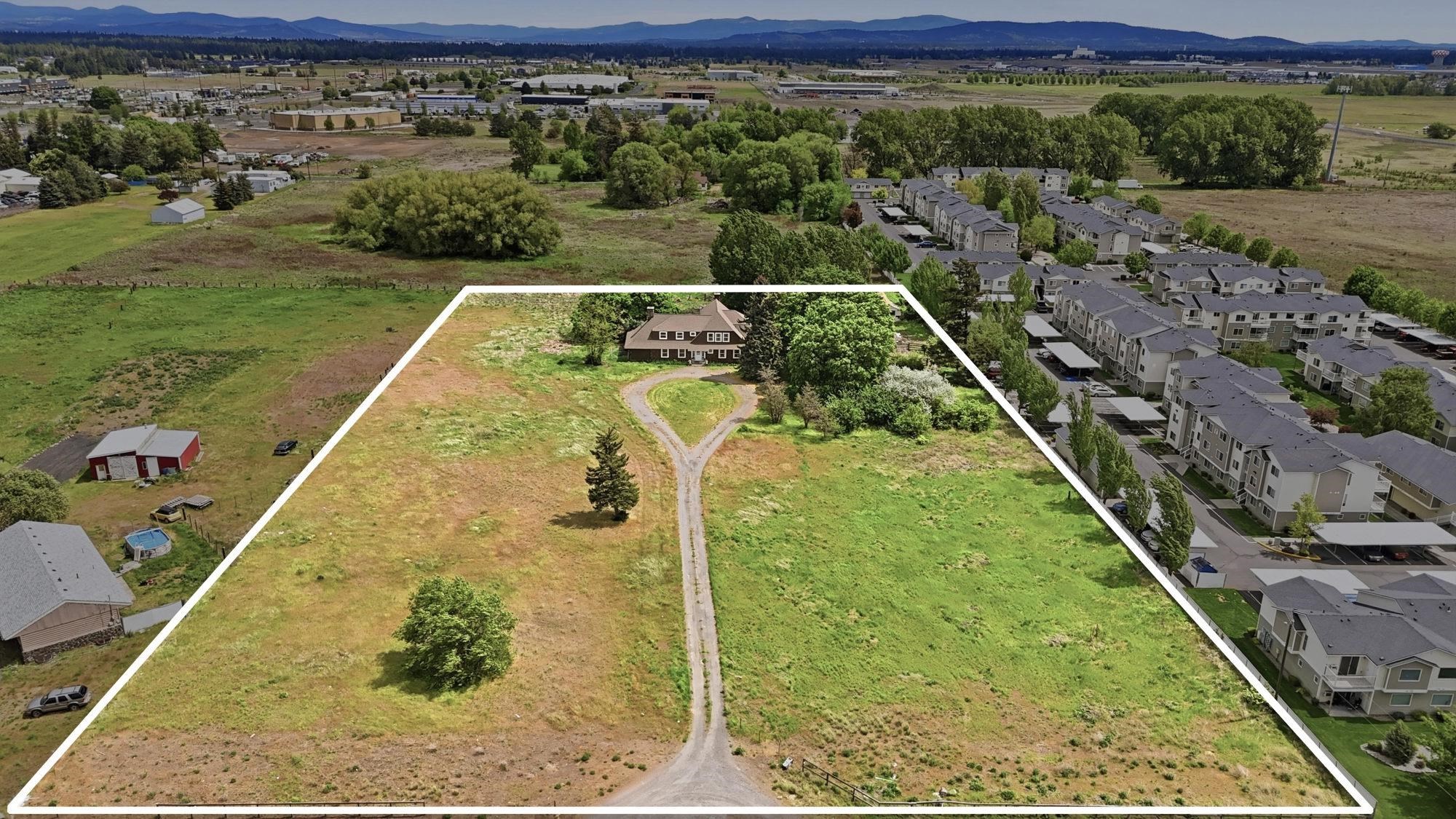 1625 S Hayford Rd - Photo 2