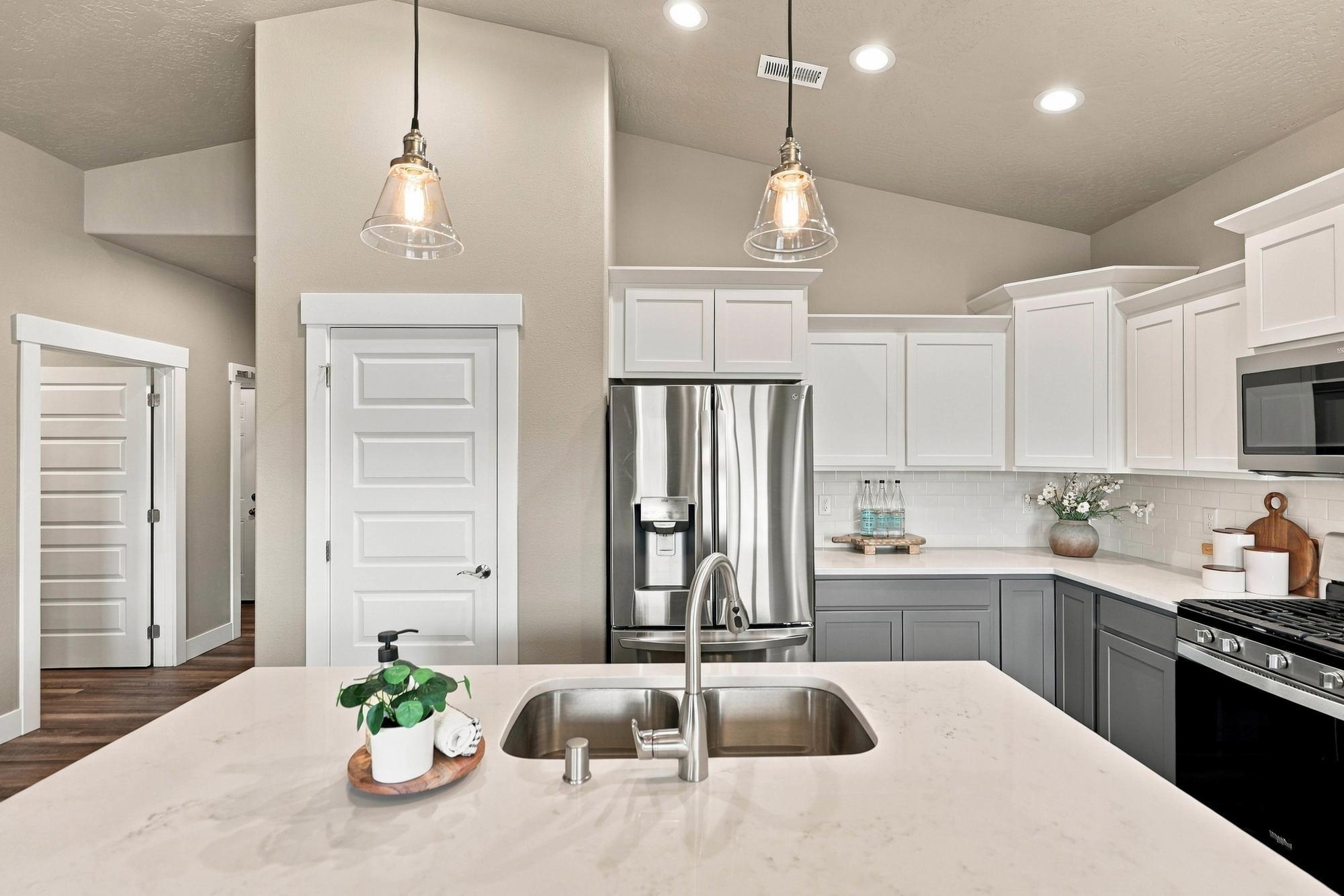 1604 E Marilyn Cir - Photo 15