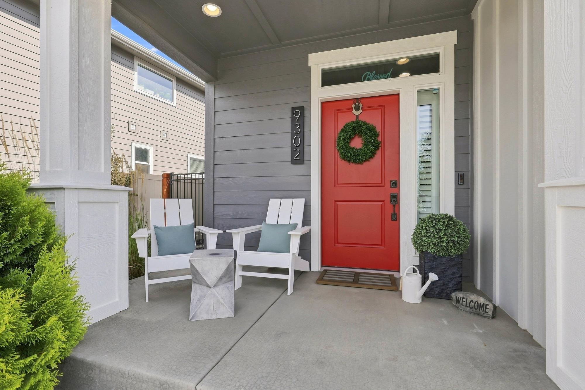 9302 N Linden Ln - Photo 2