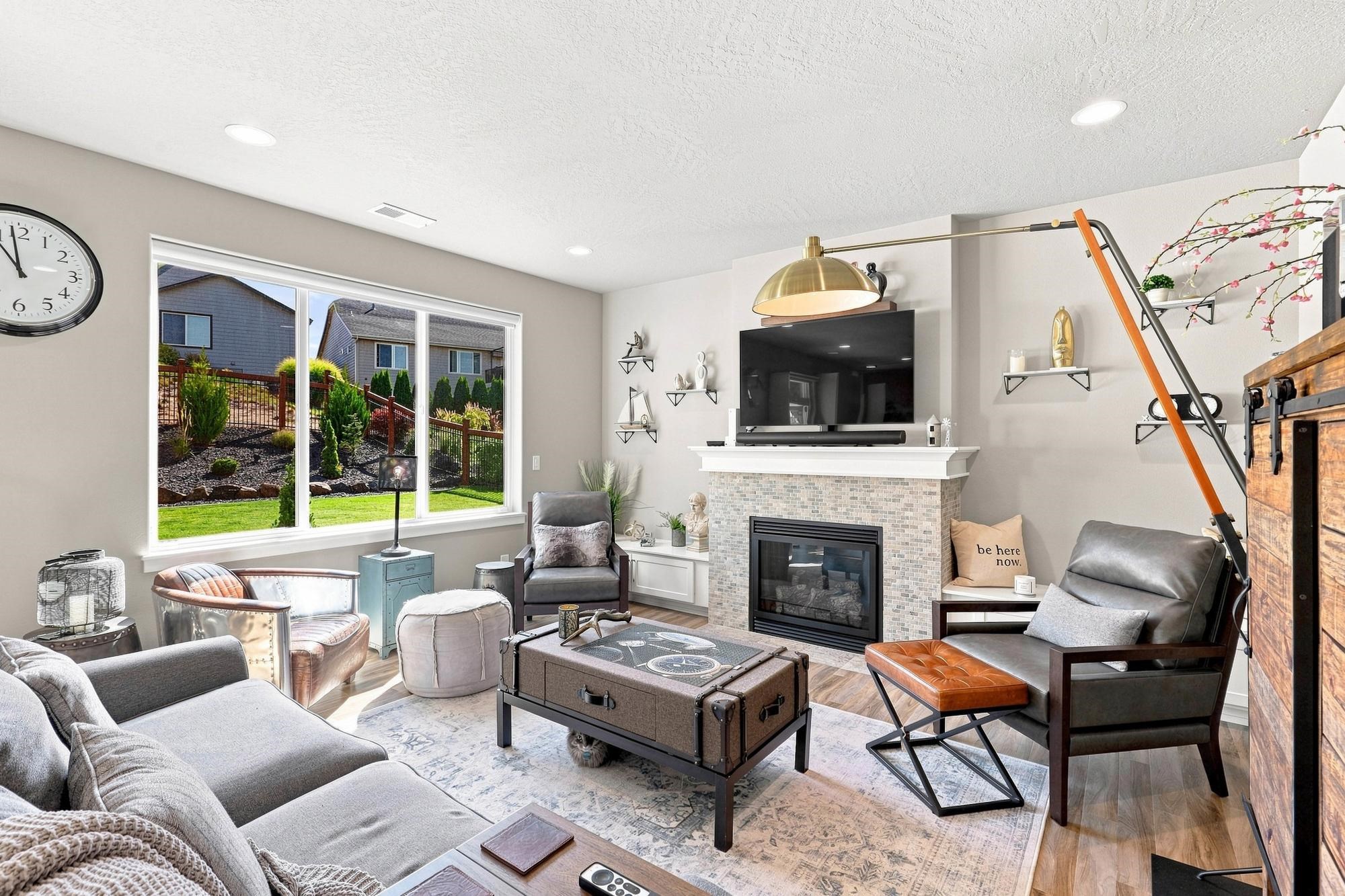 9302 N Linden Ln - Photo 5