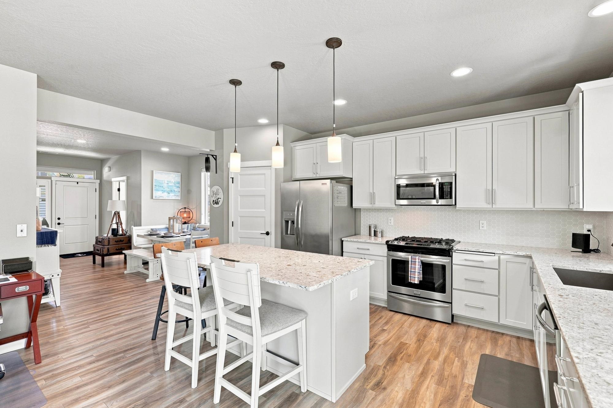 9302 N Linden Ln - Photo 11