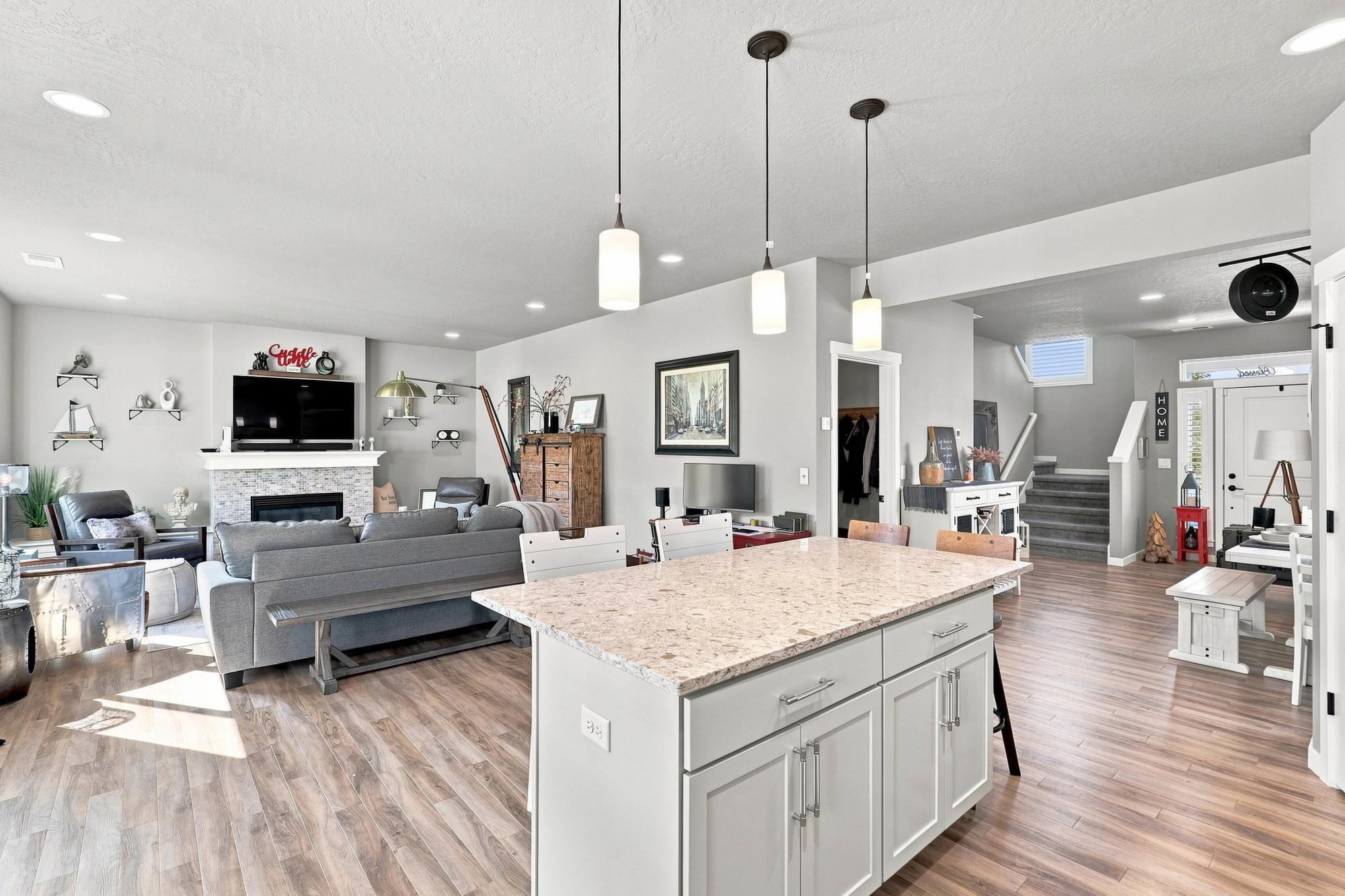9302 N Linden Ln - Photo 13