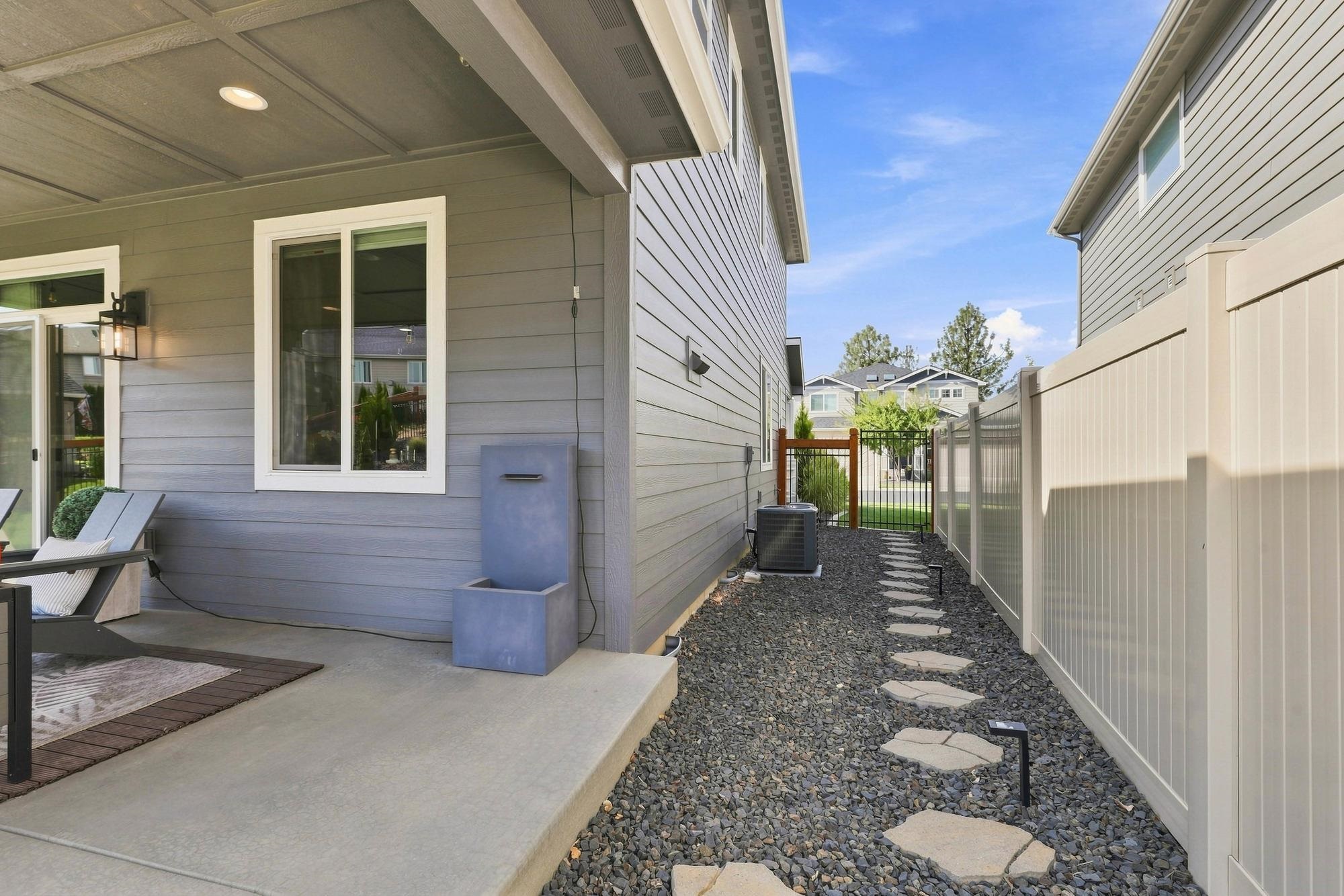 9302 N Linden Ln - Photo 36