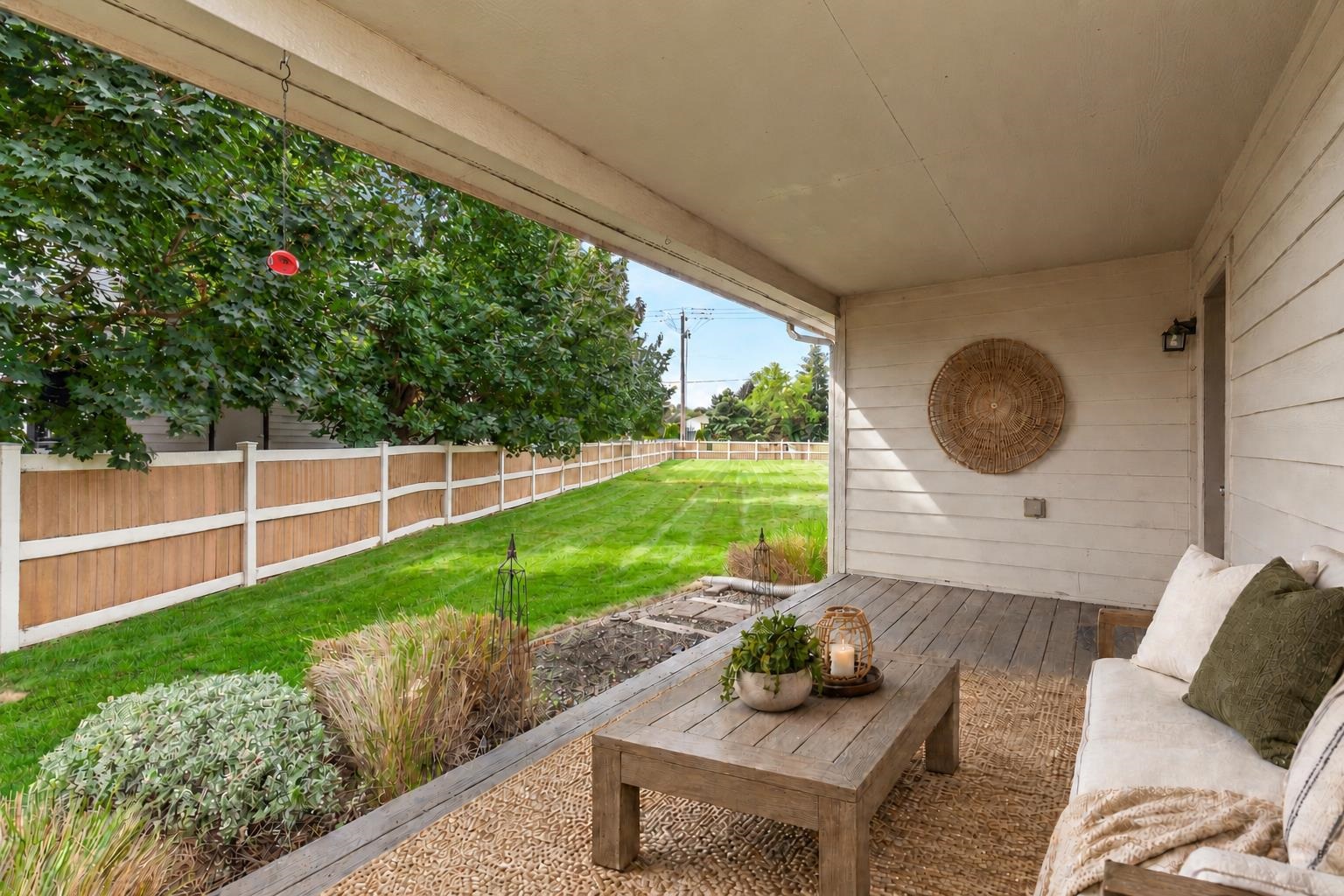 18712 E Augusta Ct - Photo 14