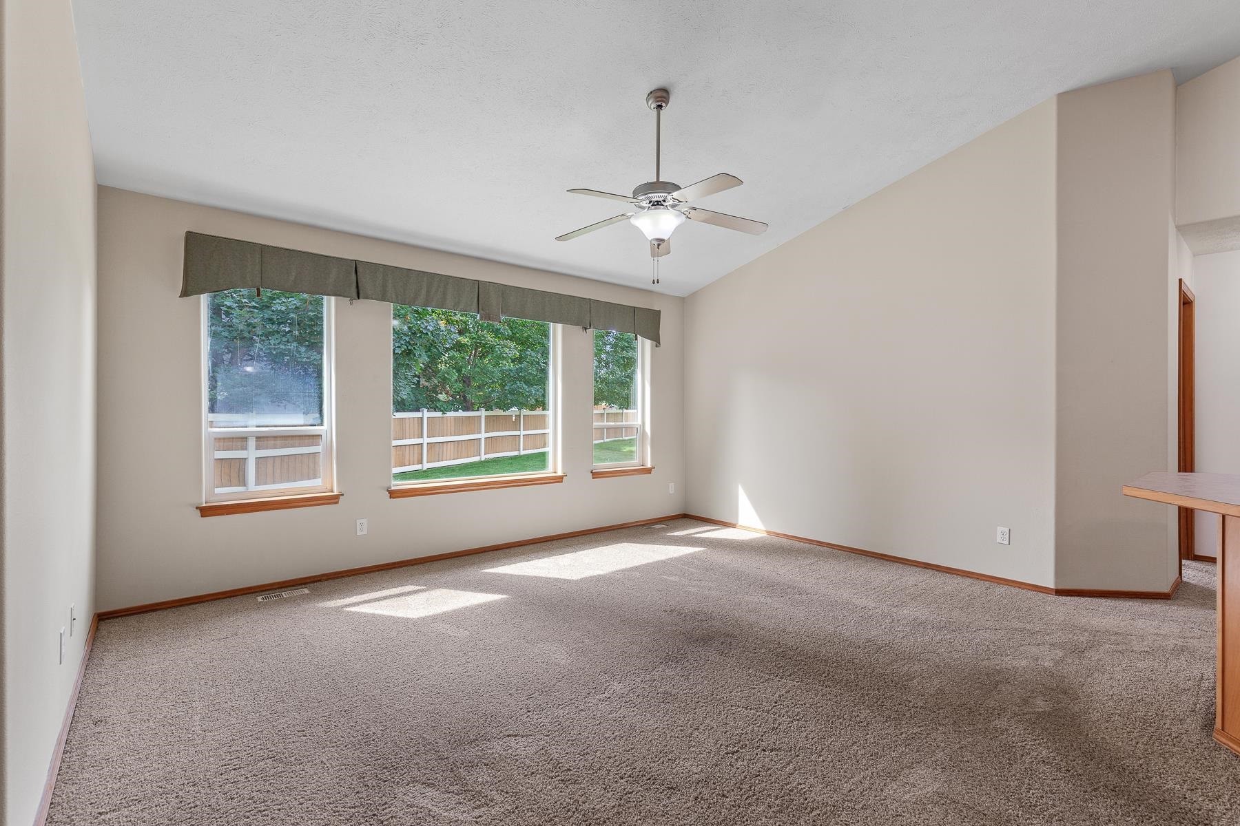 18712 E Augusta Ct - Photo 17