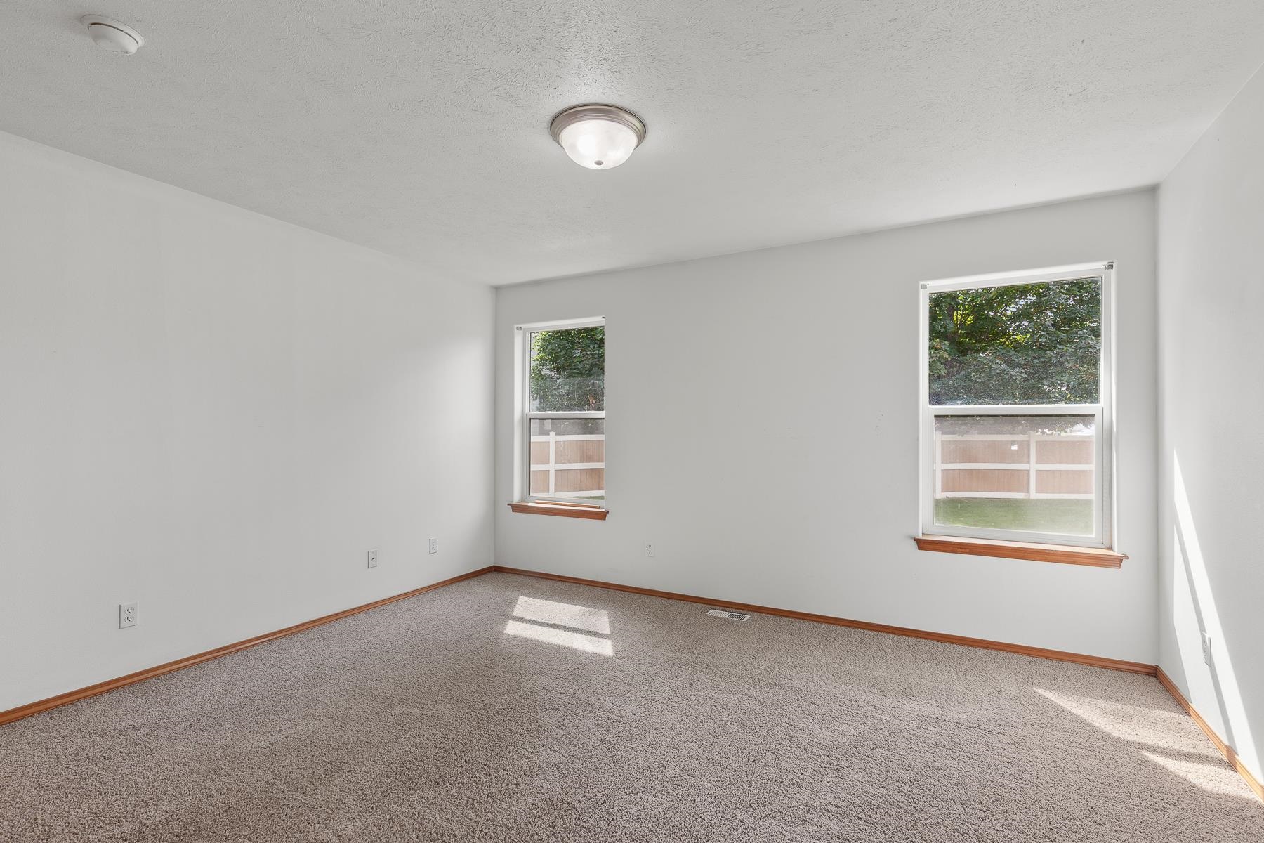 18712 E Augusta Ct - Photo 20