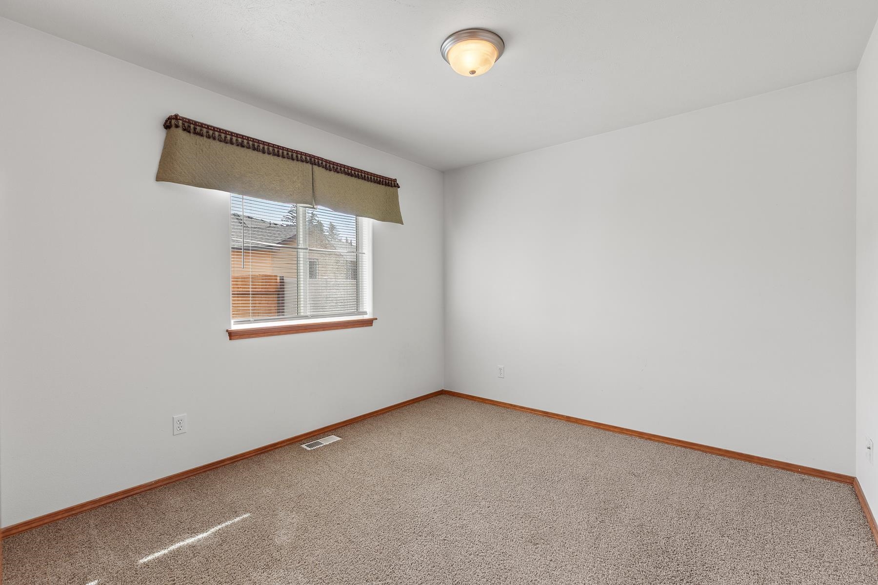 18712 E Augusta Ct - Photo 24