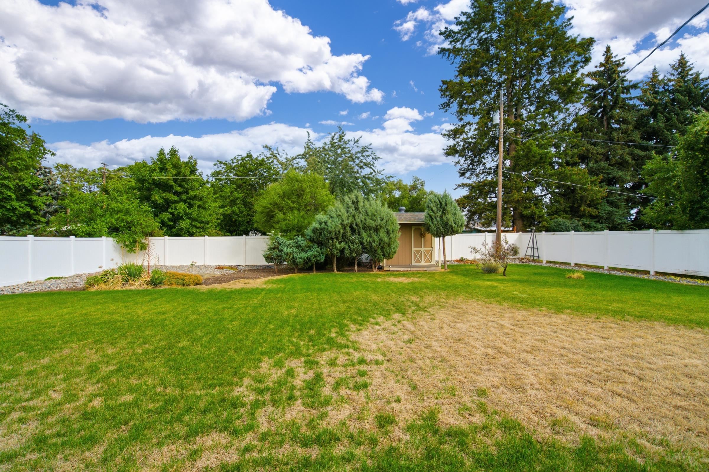 916 N WOODWARD Rd - Photo 32