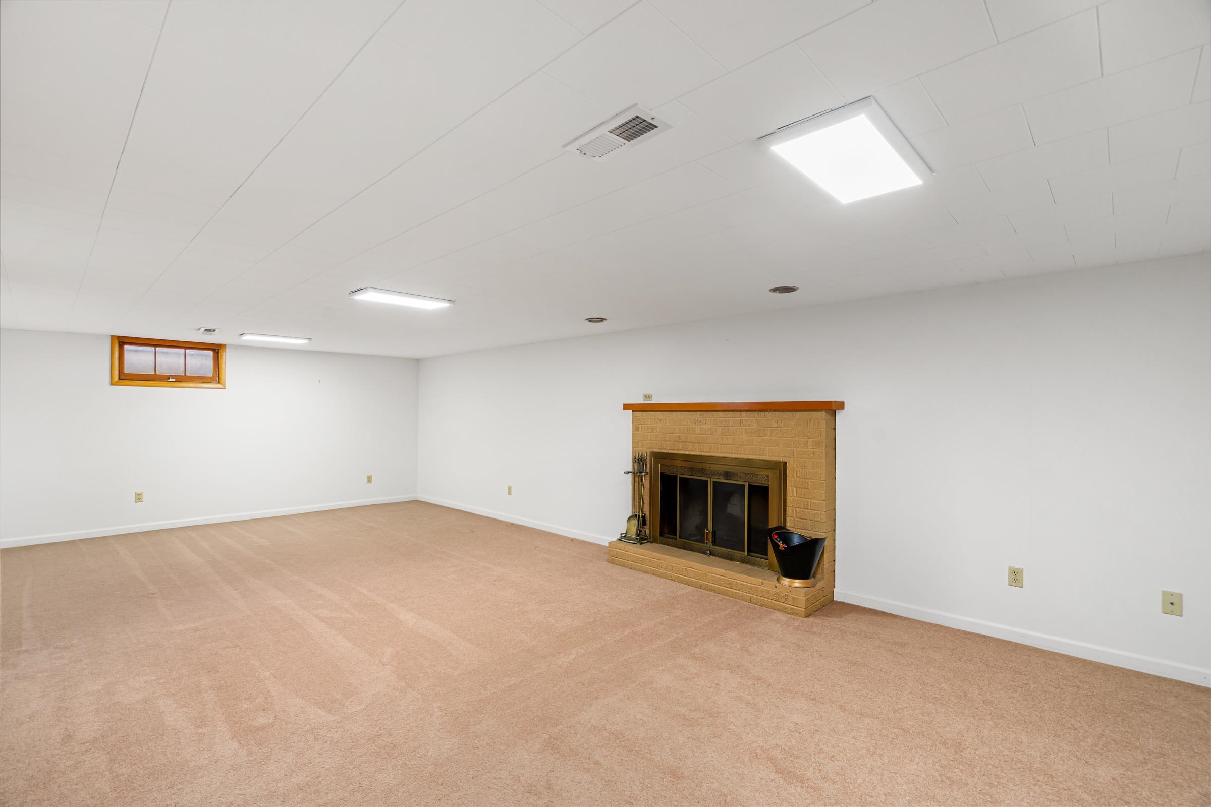 916 N WOODWARD Rd - Photo 21