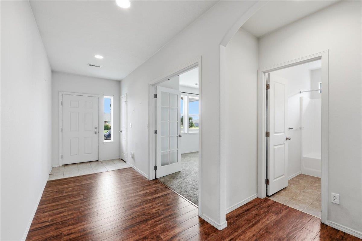 7815 N Ashley Cir - Photo 3
