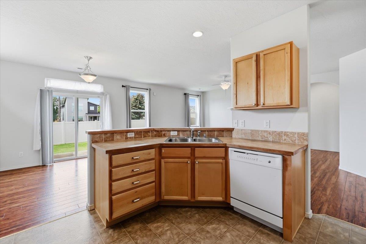 7815 N Ashley Cir - Photo 10