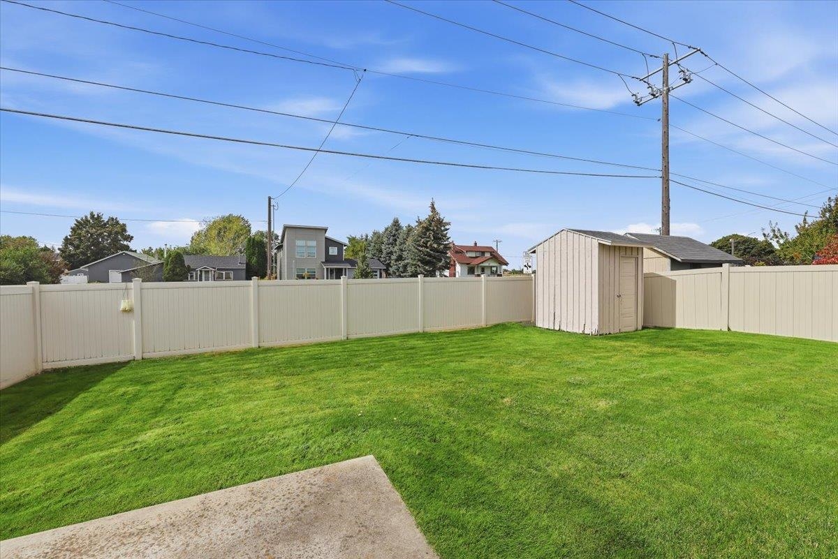 7815 N Ashley Cir - Photo 19