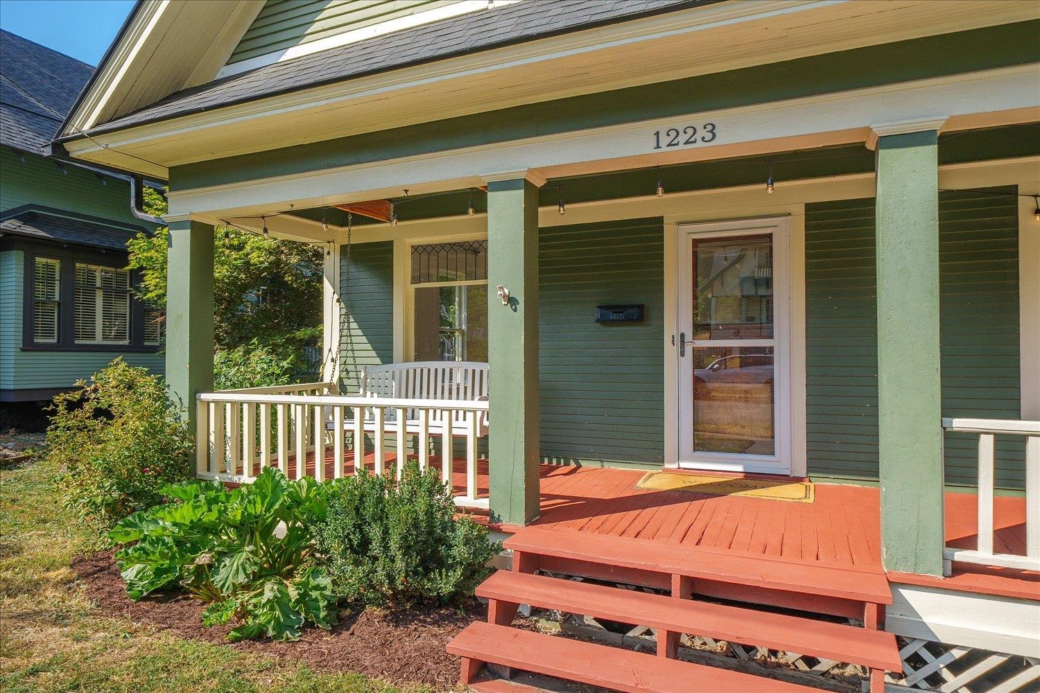 1223 E 13th Ave - Photo 3
