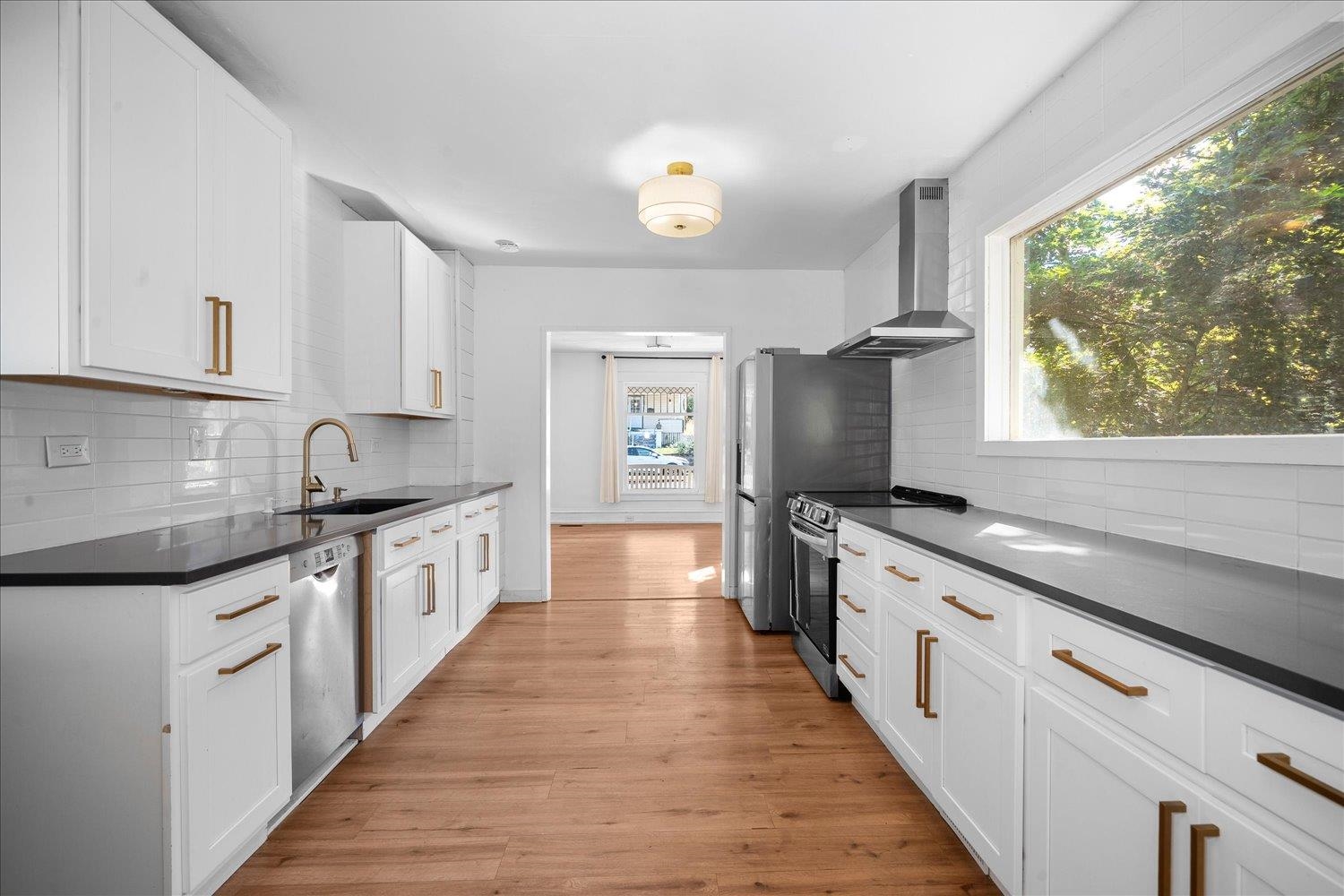 1223 E 13th Ave - Photo 9