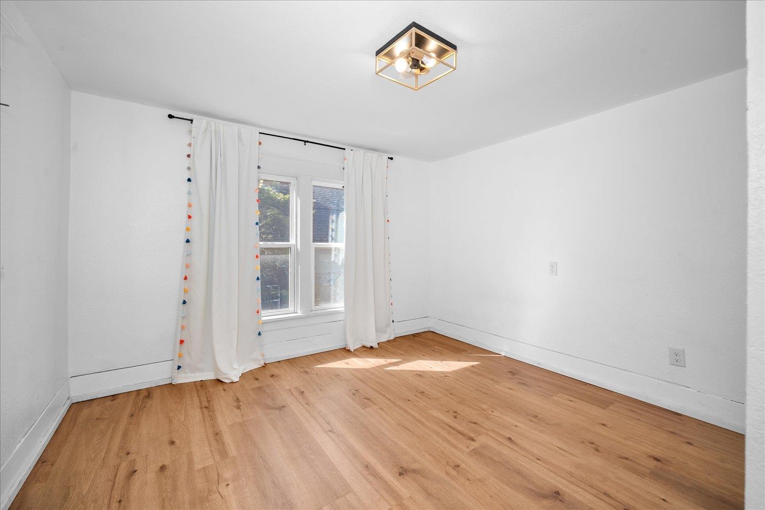 1223 E 13th Ave - Photo 11