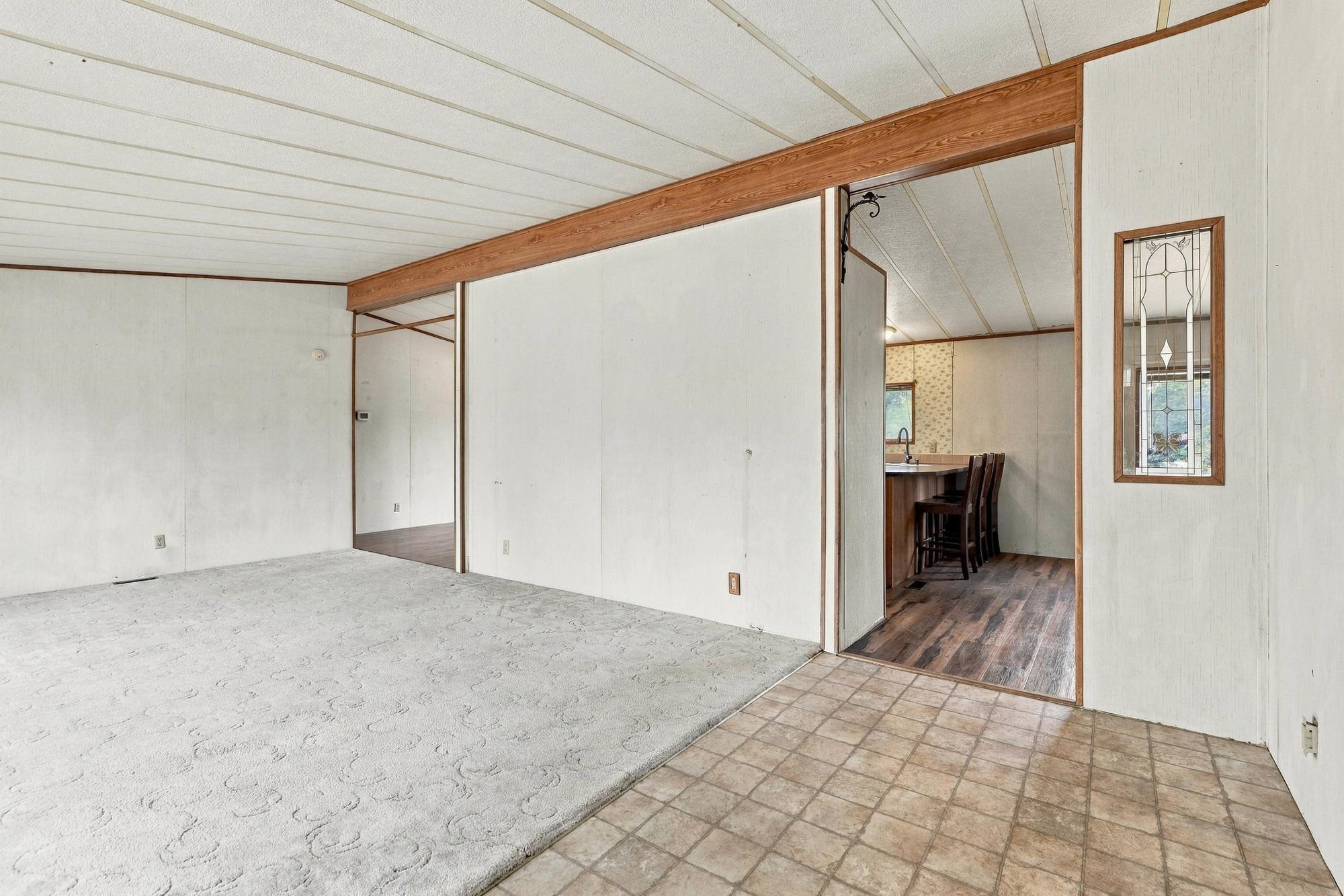 3412 E 2nd Ct - Photo 5