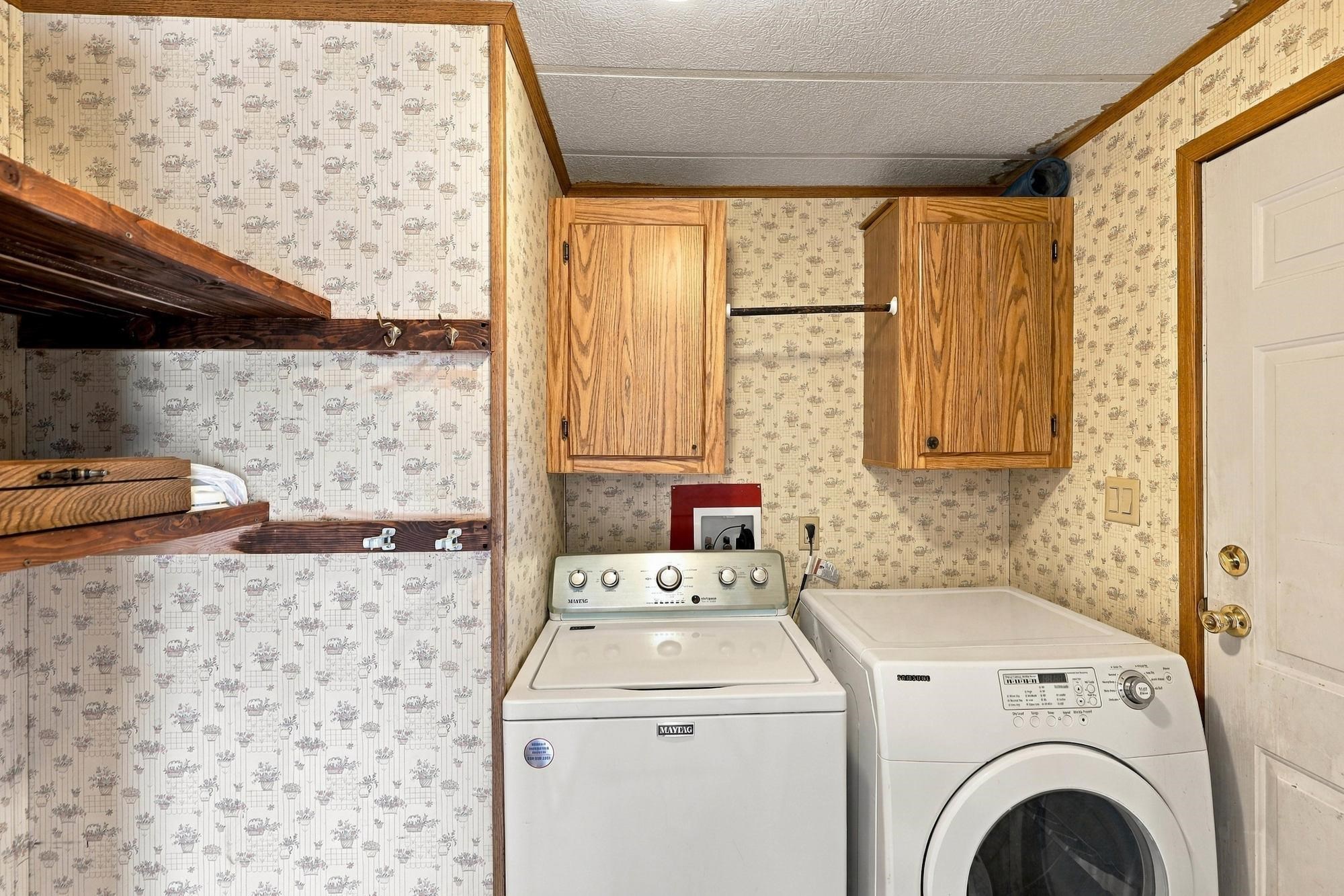 3412 E 2nd Ct - Photo 29