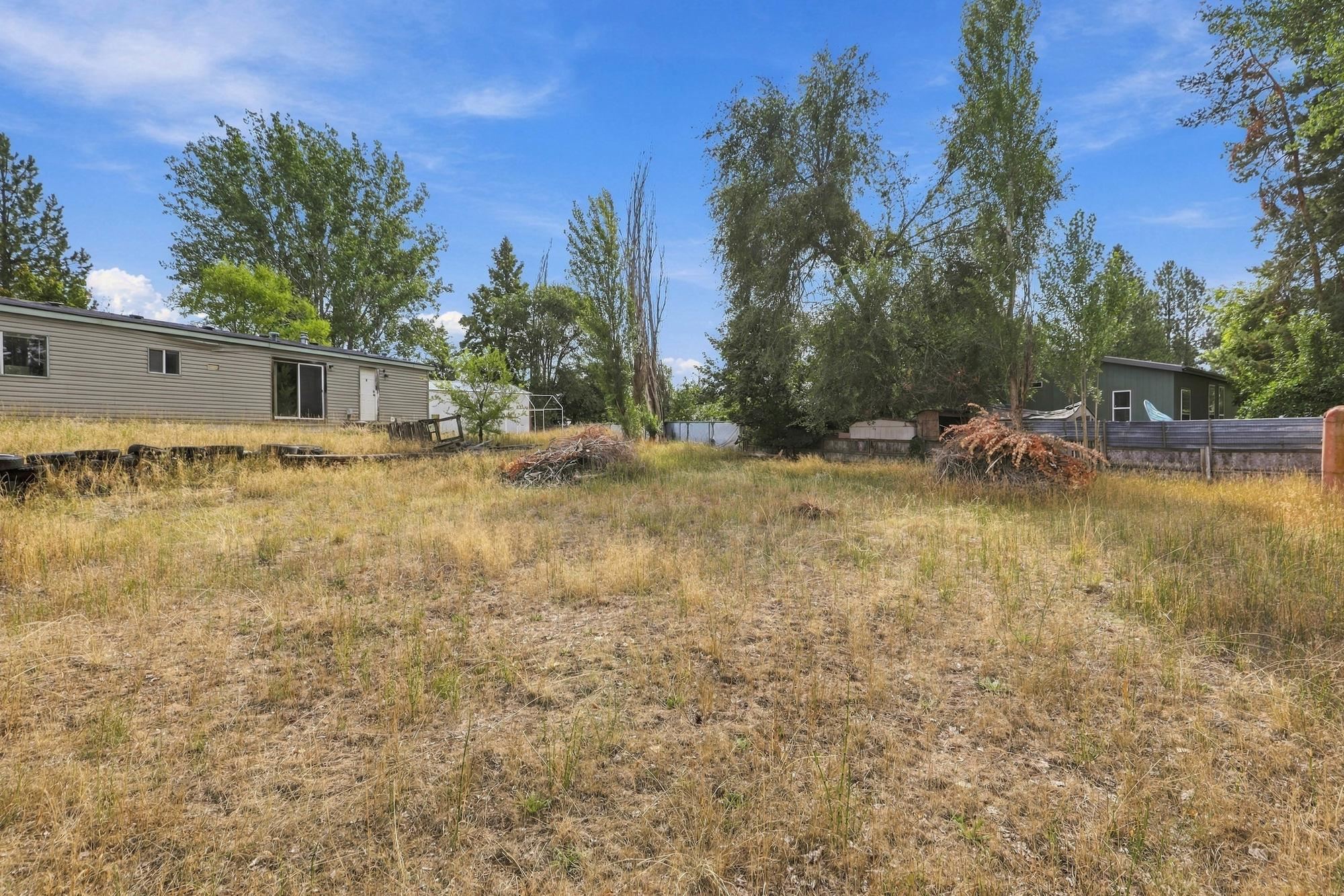 3412 E 2nd Ct - Photo 33
