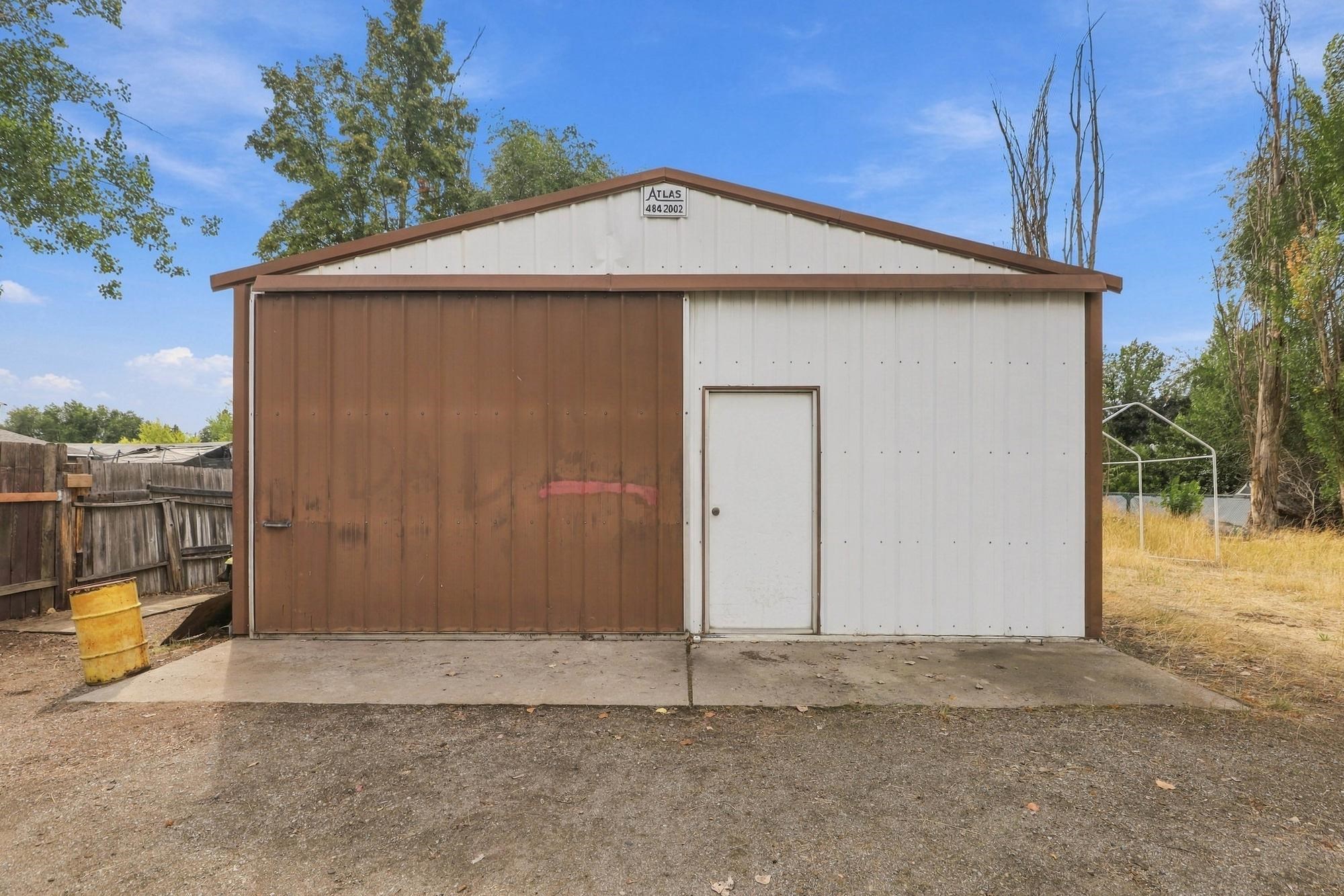 3412 E 2nd Ct - Photo 34