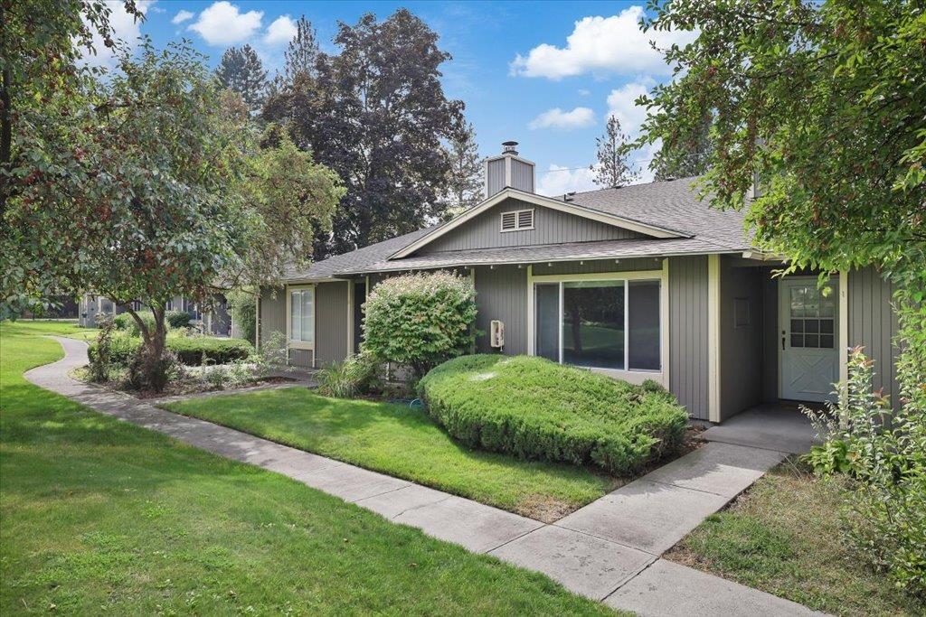 6106 E 6th Ave - Photo 1