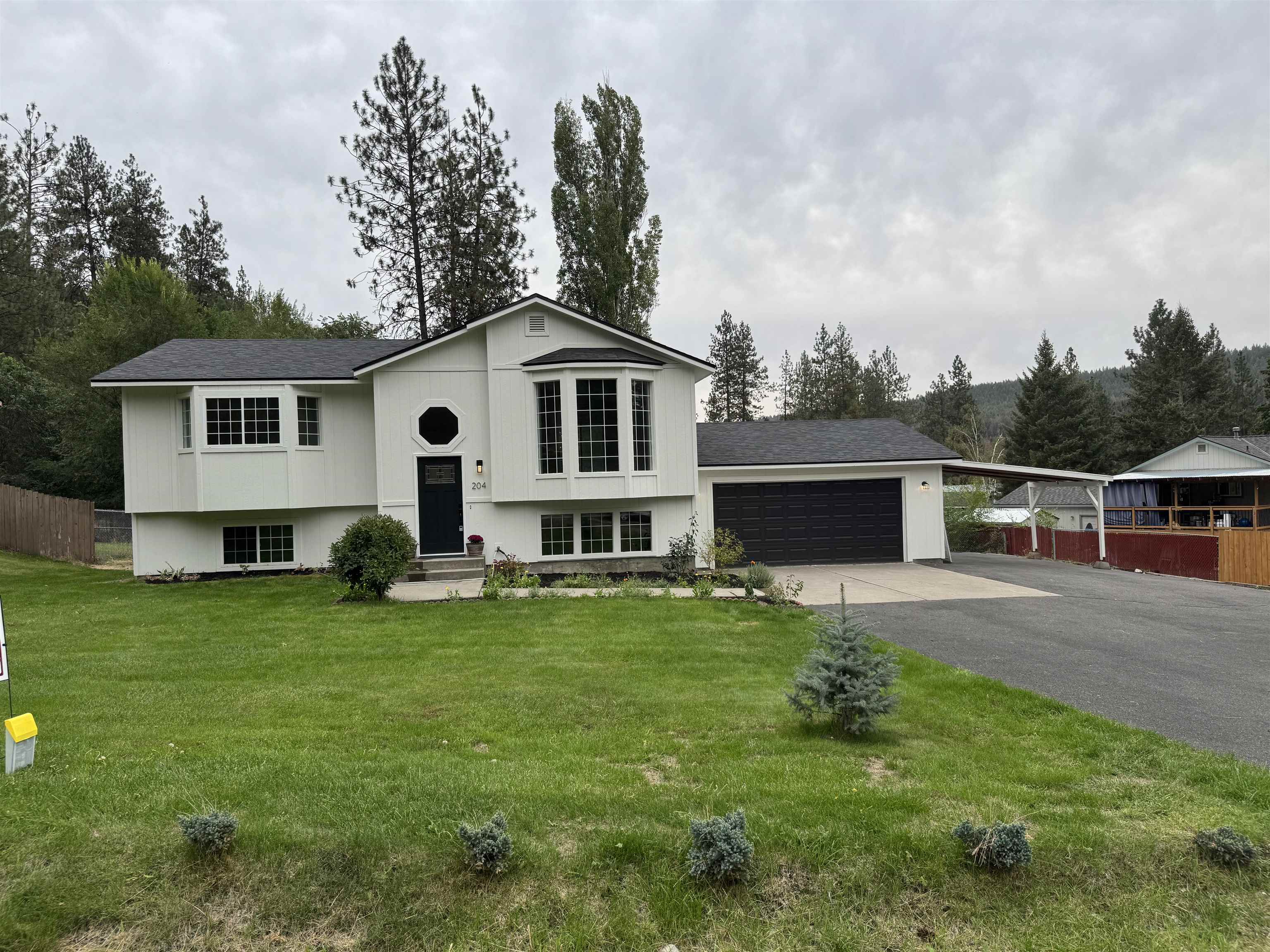 204 Lemon Ln - Photo 1
