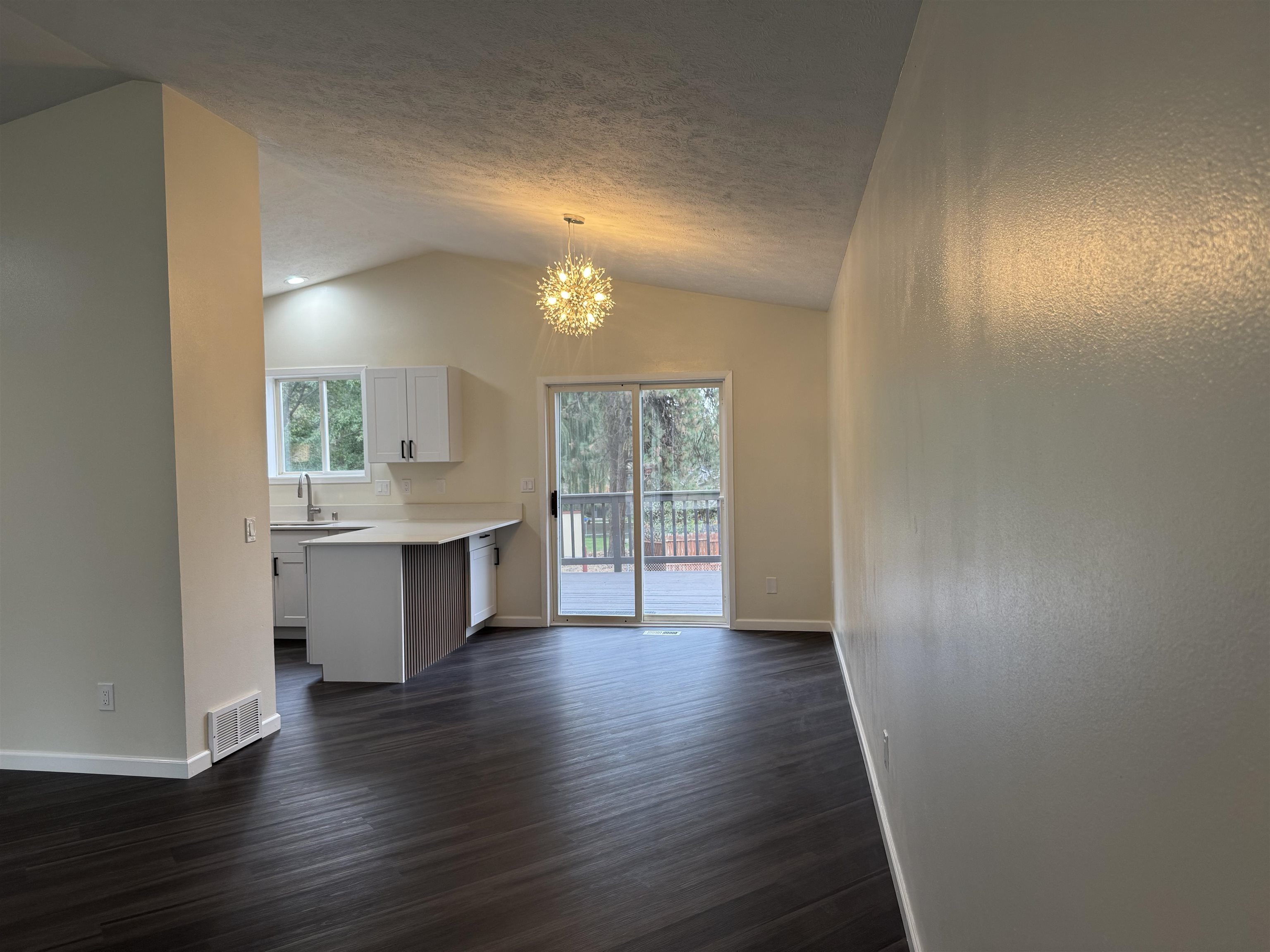 204 Lemon Ln - Photo 3