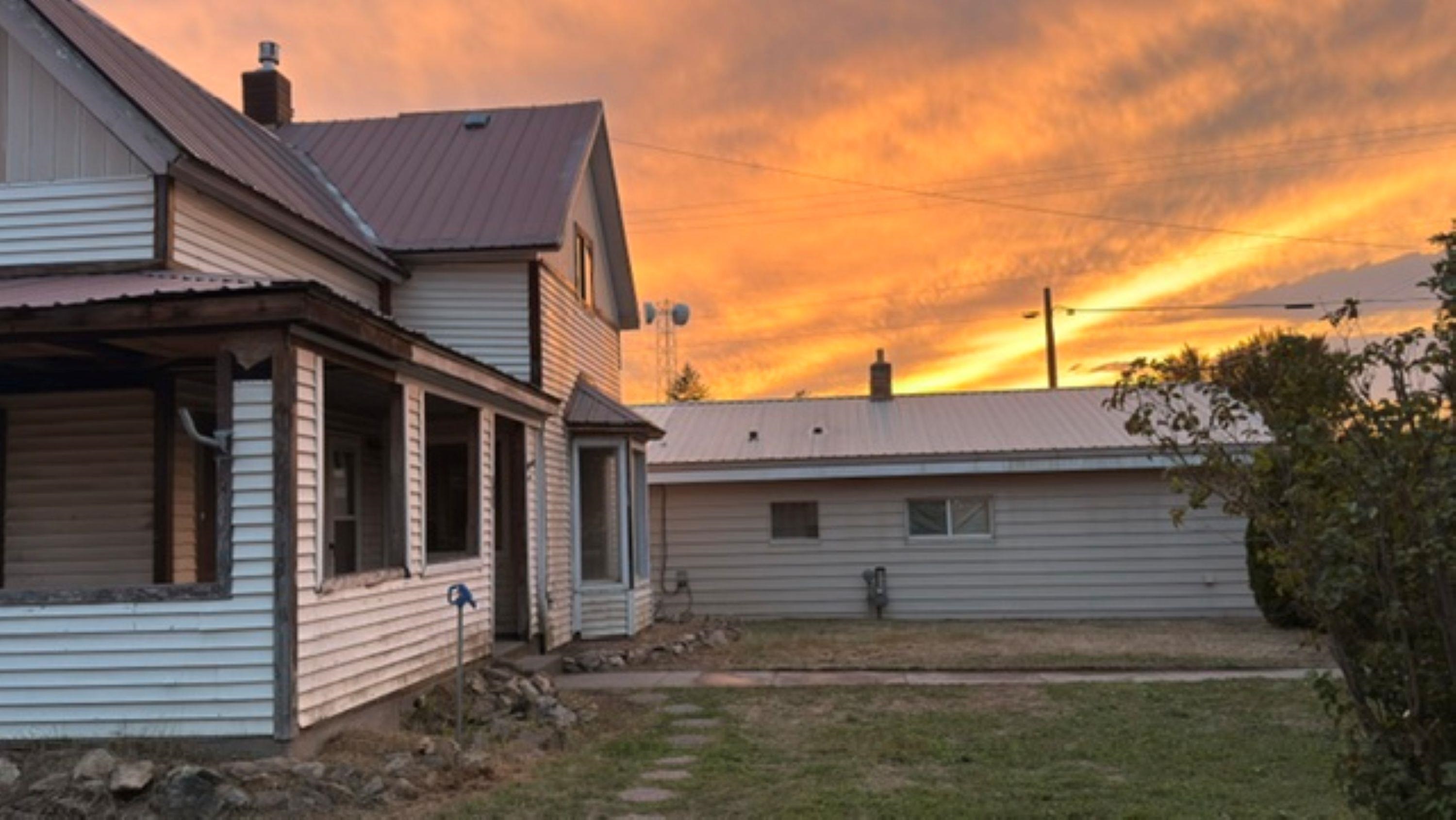 206 E Crawford St - Photo 5