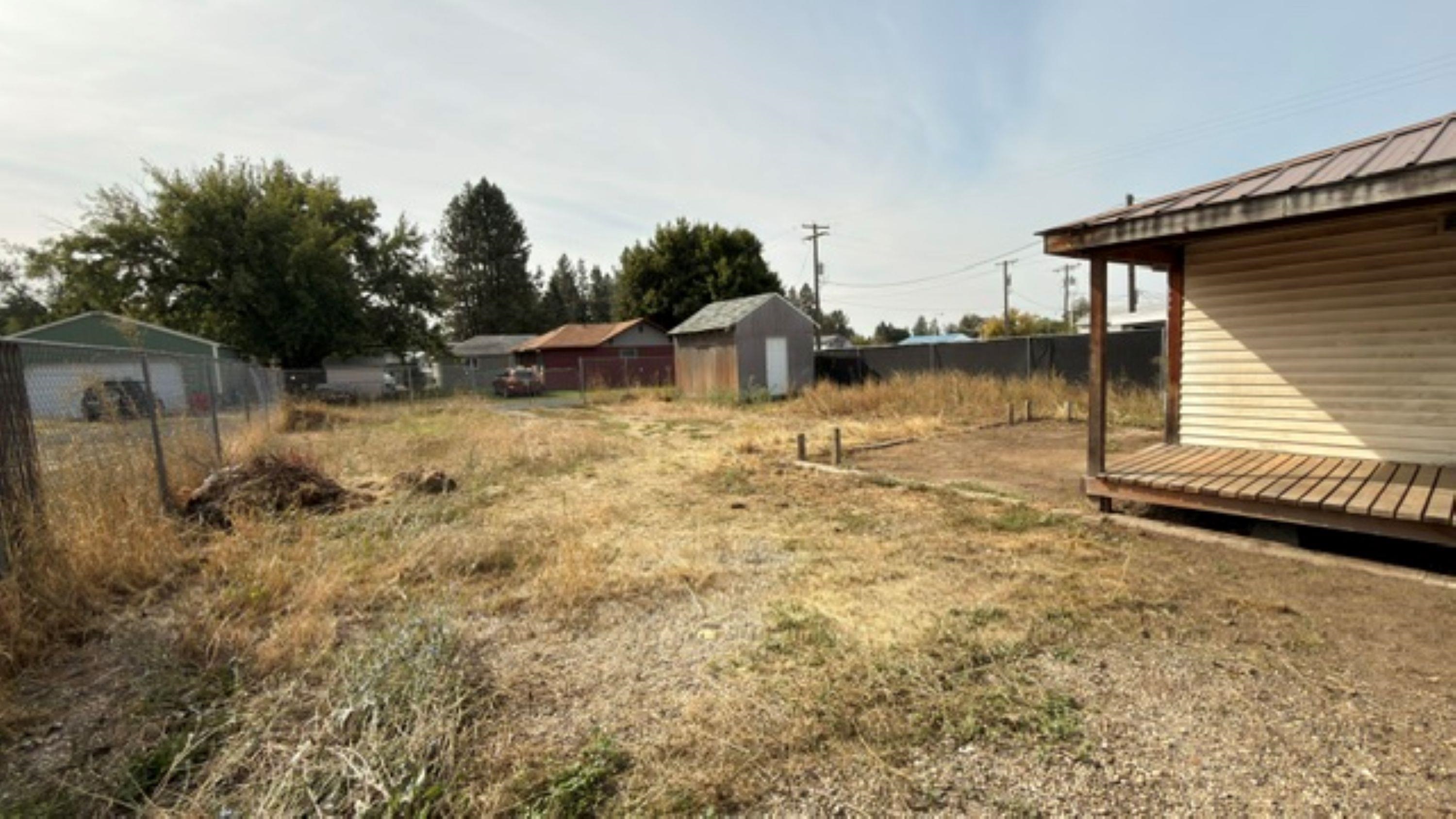 206 E Crawford St - Photo 6