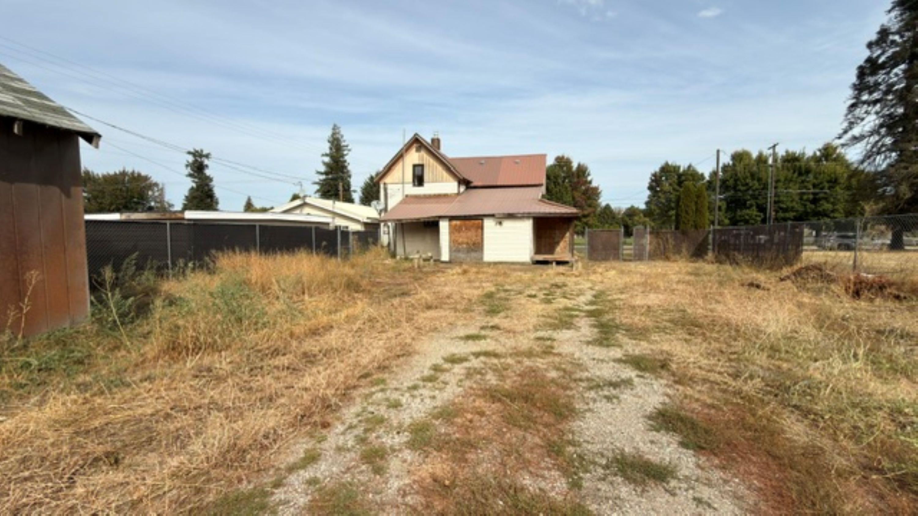 206 E Crawford St - Photo 7