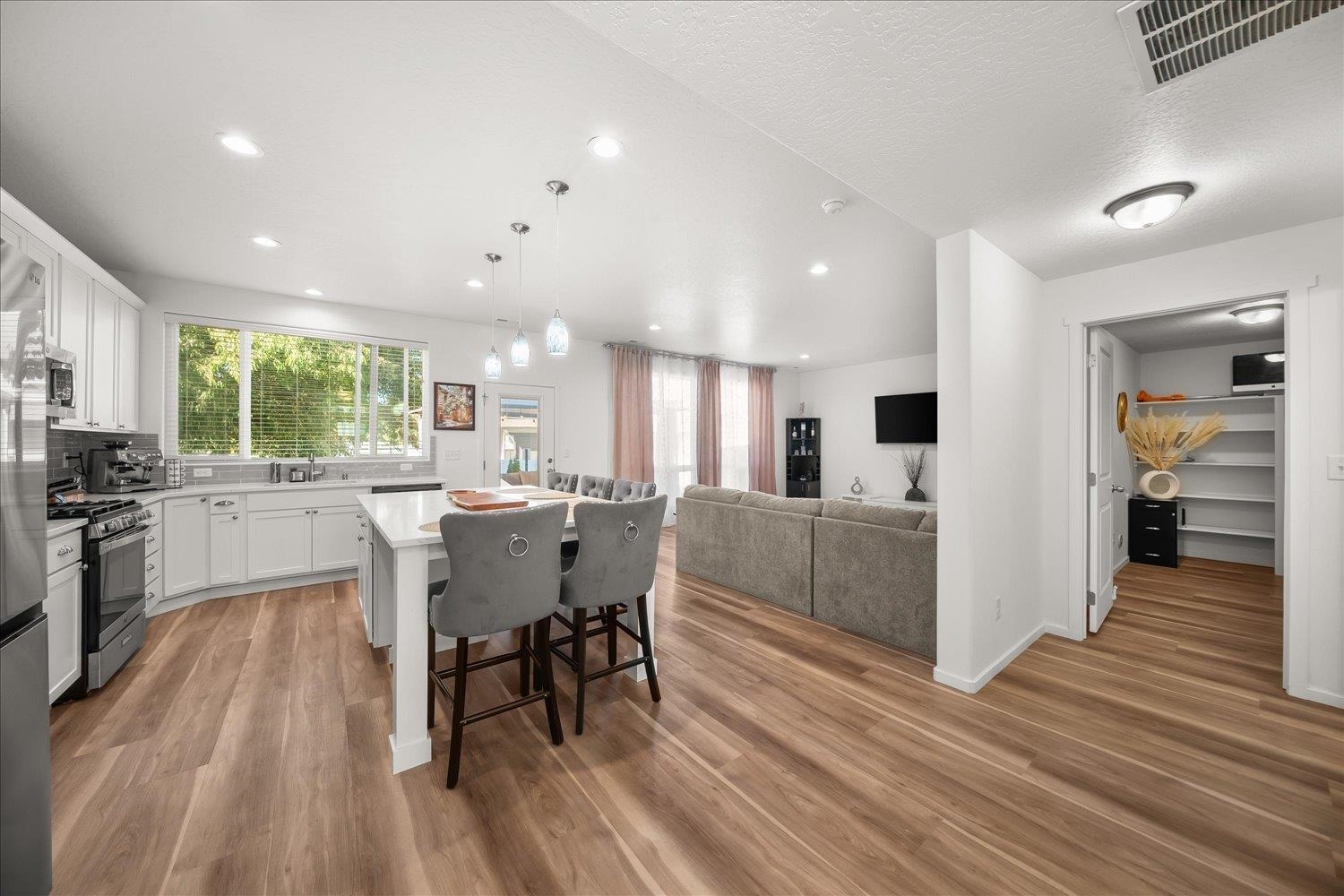 17507 E Desmet Ave - Photo 8