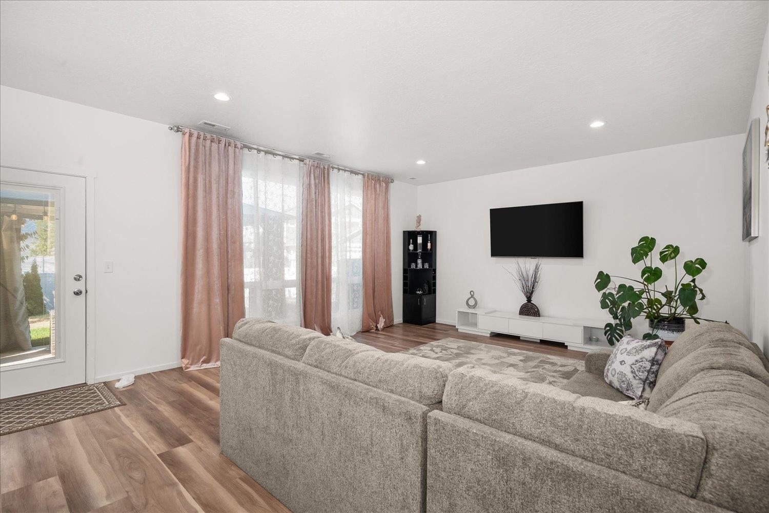 17507 E Desmet Ave - Photo 10