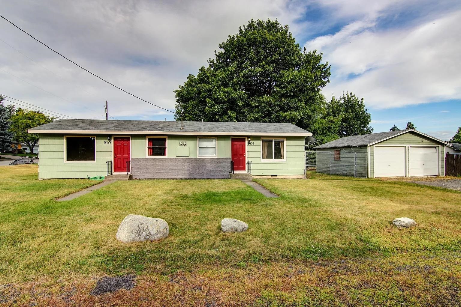 904 N Felts Rd - Photo 1