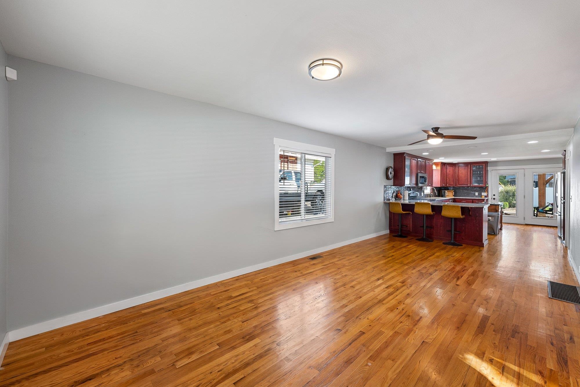 3608 E 5th Ave - Photo 5