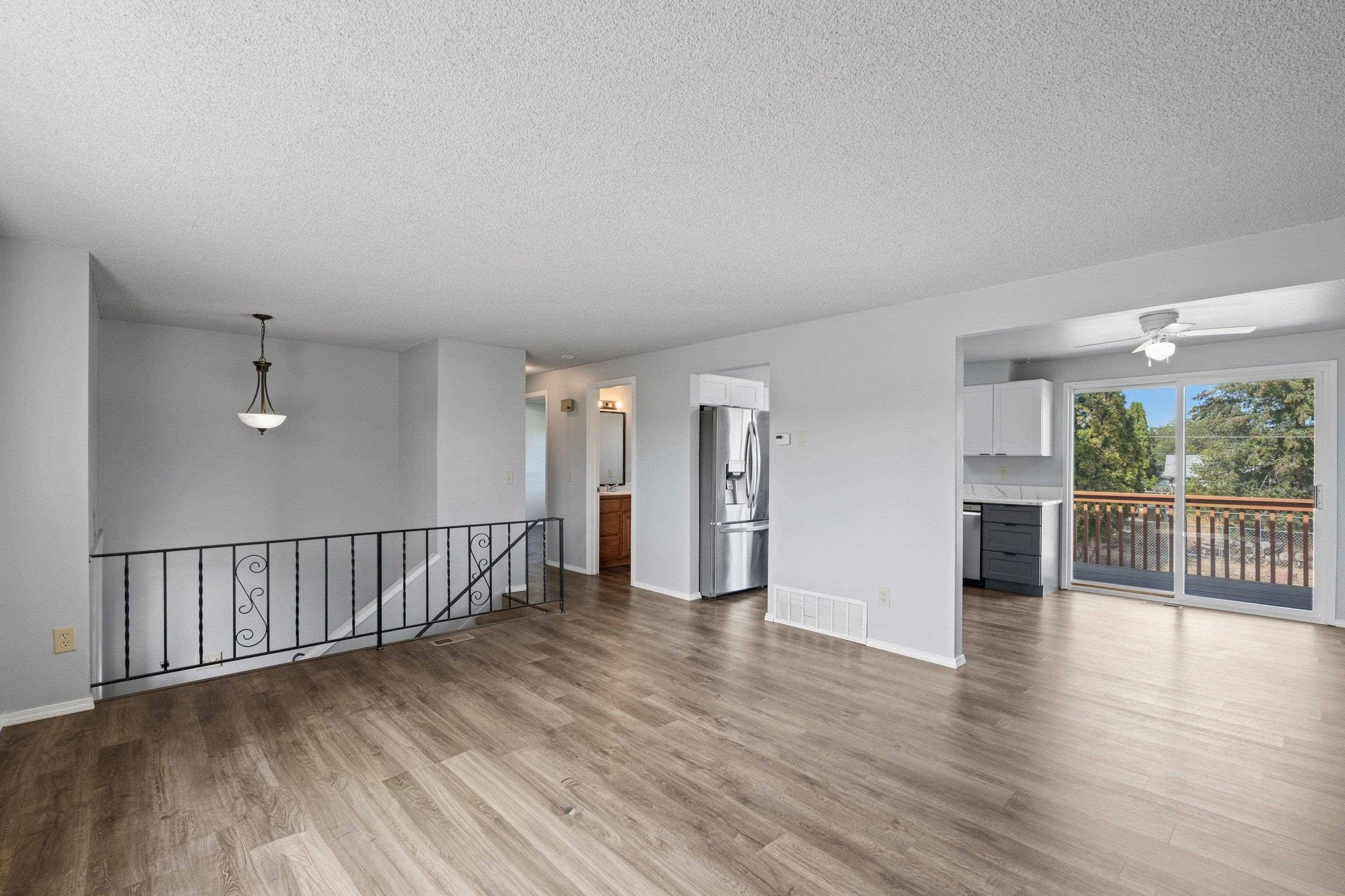 12505 E 31st Ave - Photo 10