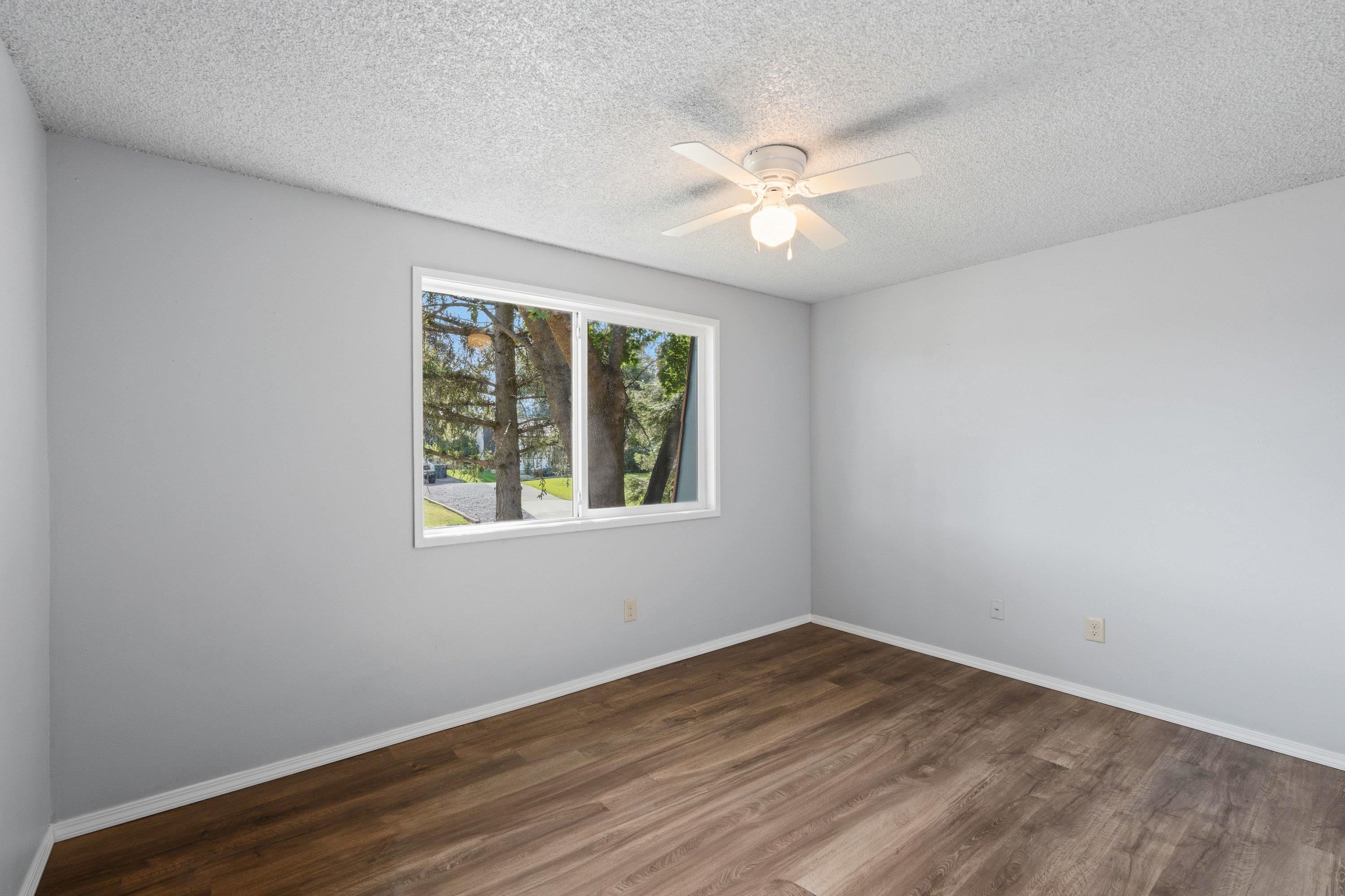 12505 E 31st Ave - Photo 20