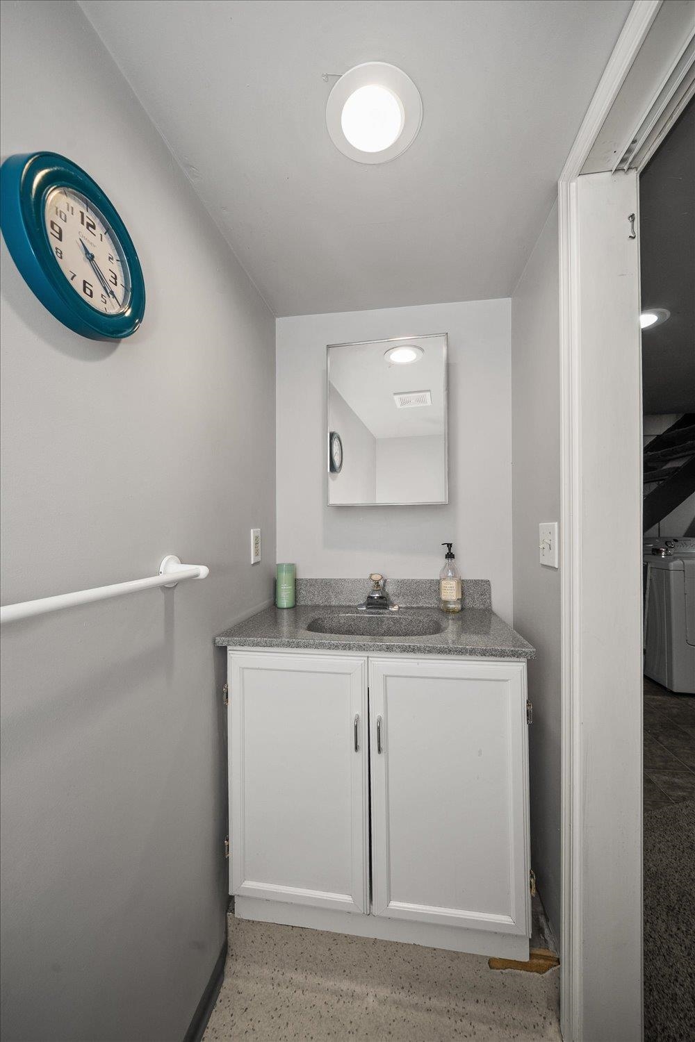 724 W PROVIDENCE Ave - Photo 15