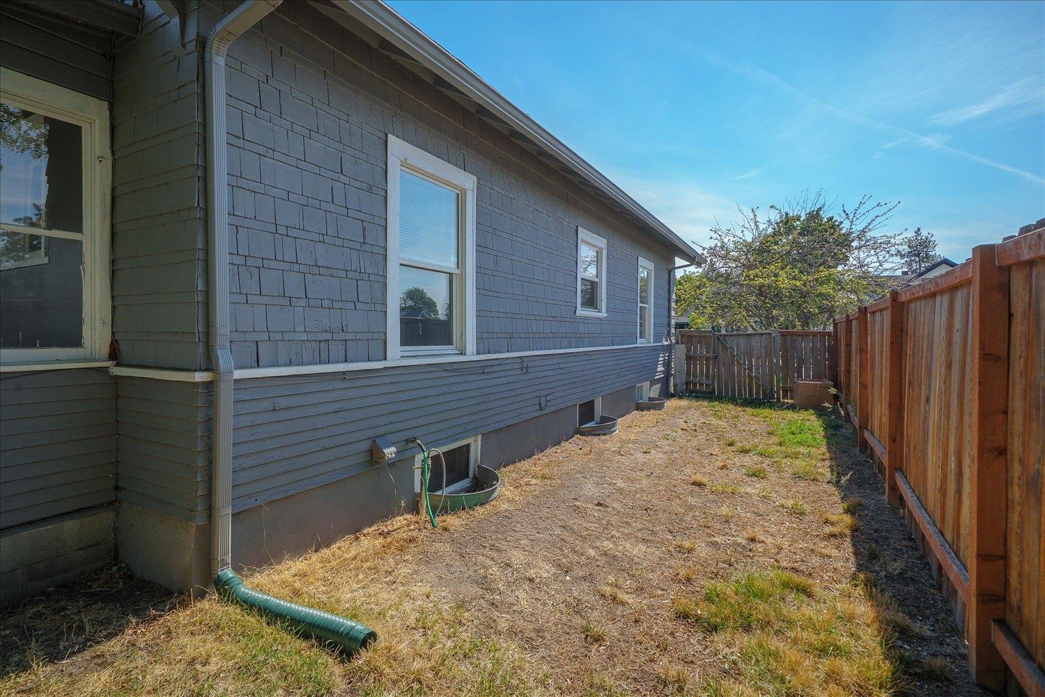 724 W PROVIDENCE Ave - Photo 22