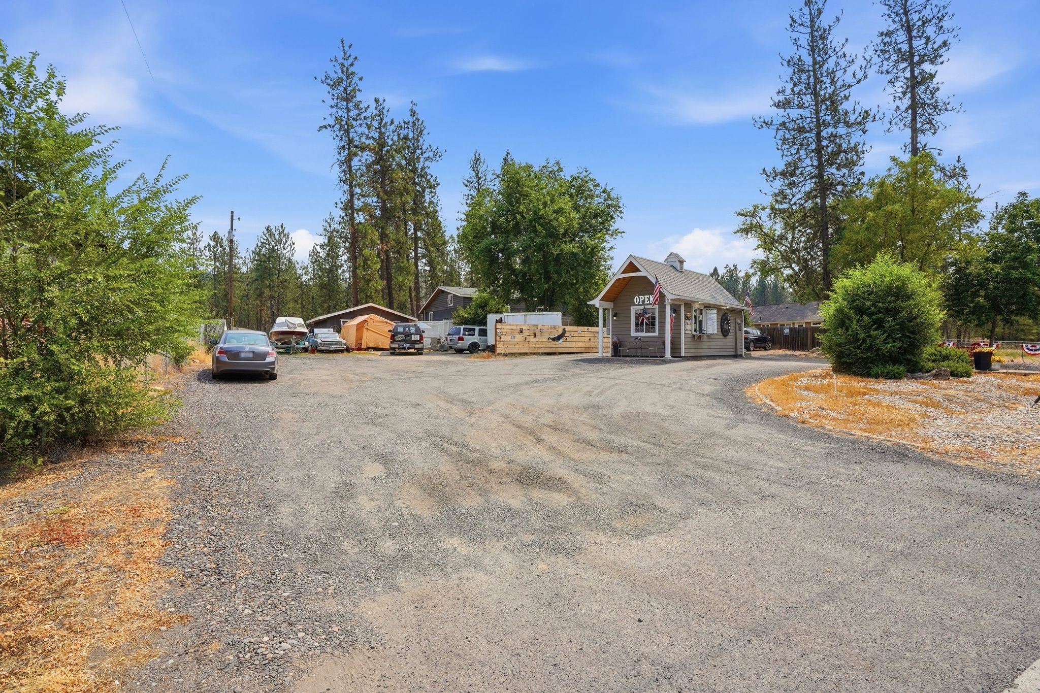 12508 N Nine Mile Rd - Photo 7
