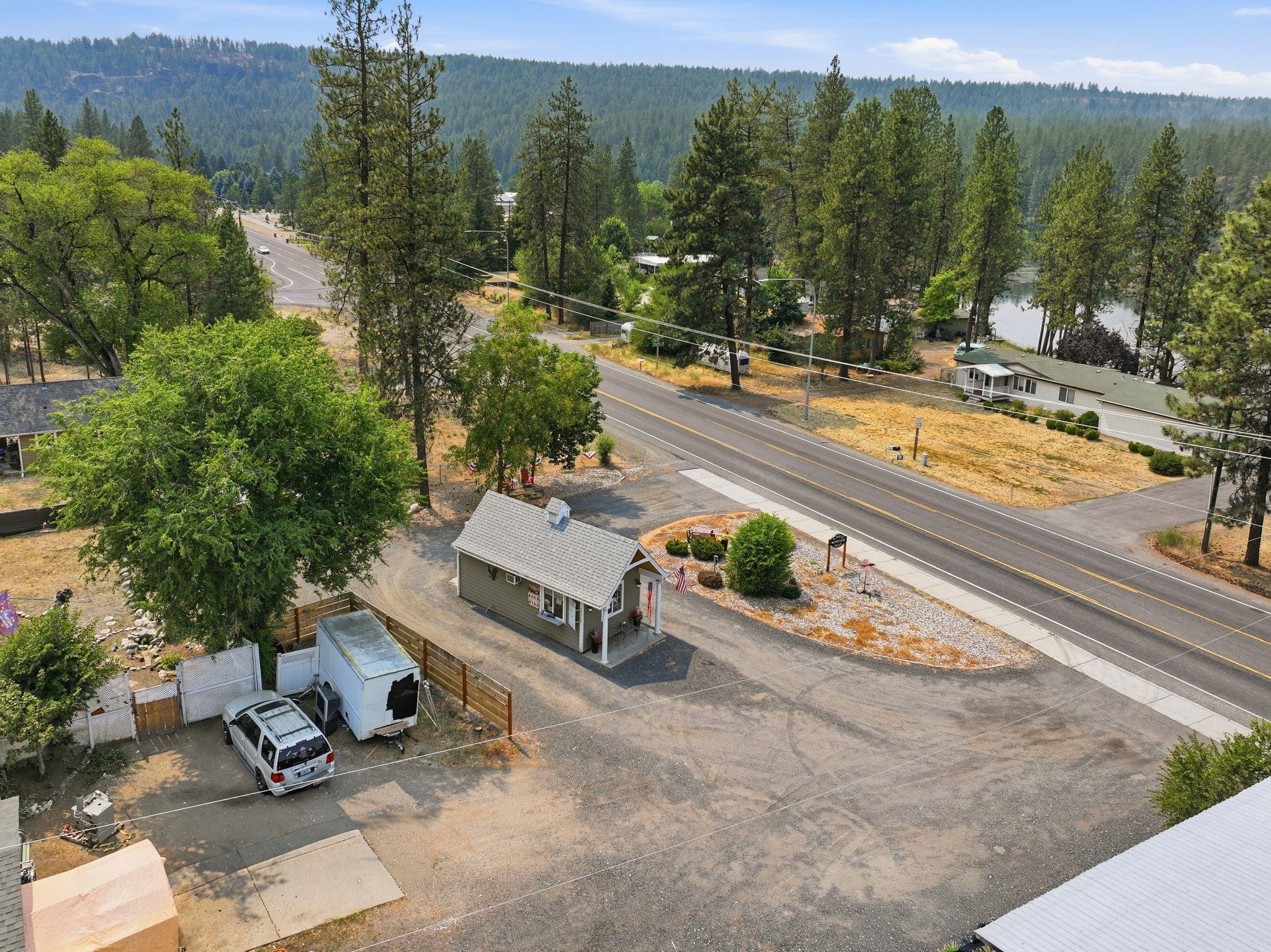 12508 N Nine Mile Rd - Photo 9