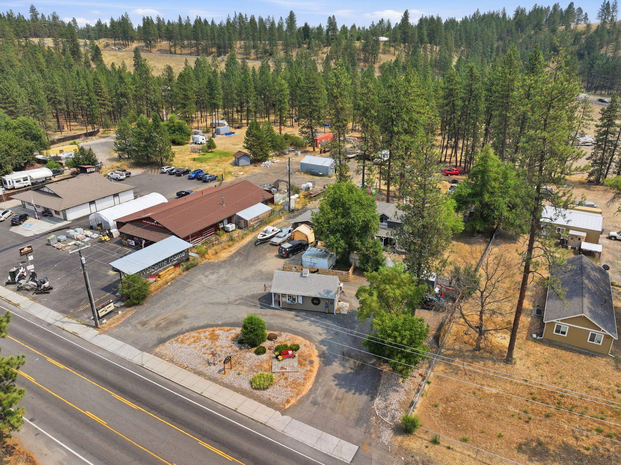12508 N Nine Mile Rd - Photo 13