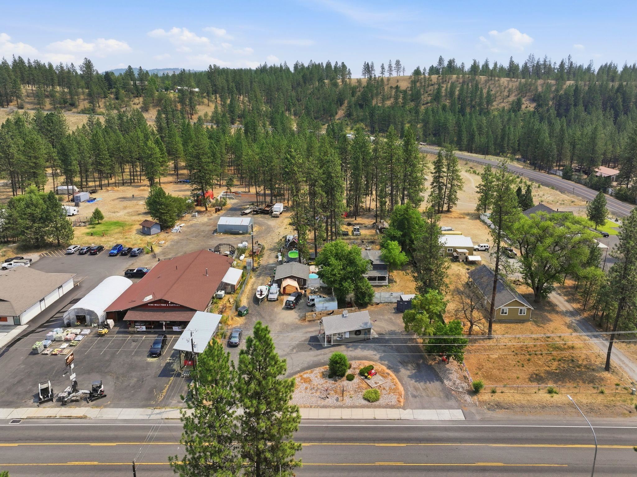 12508 N Nine Mile Rd - Photo 3