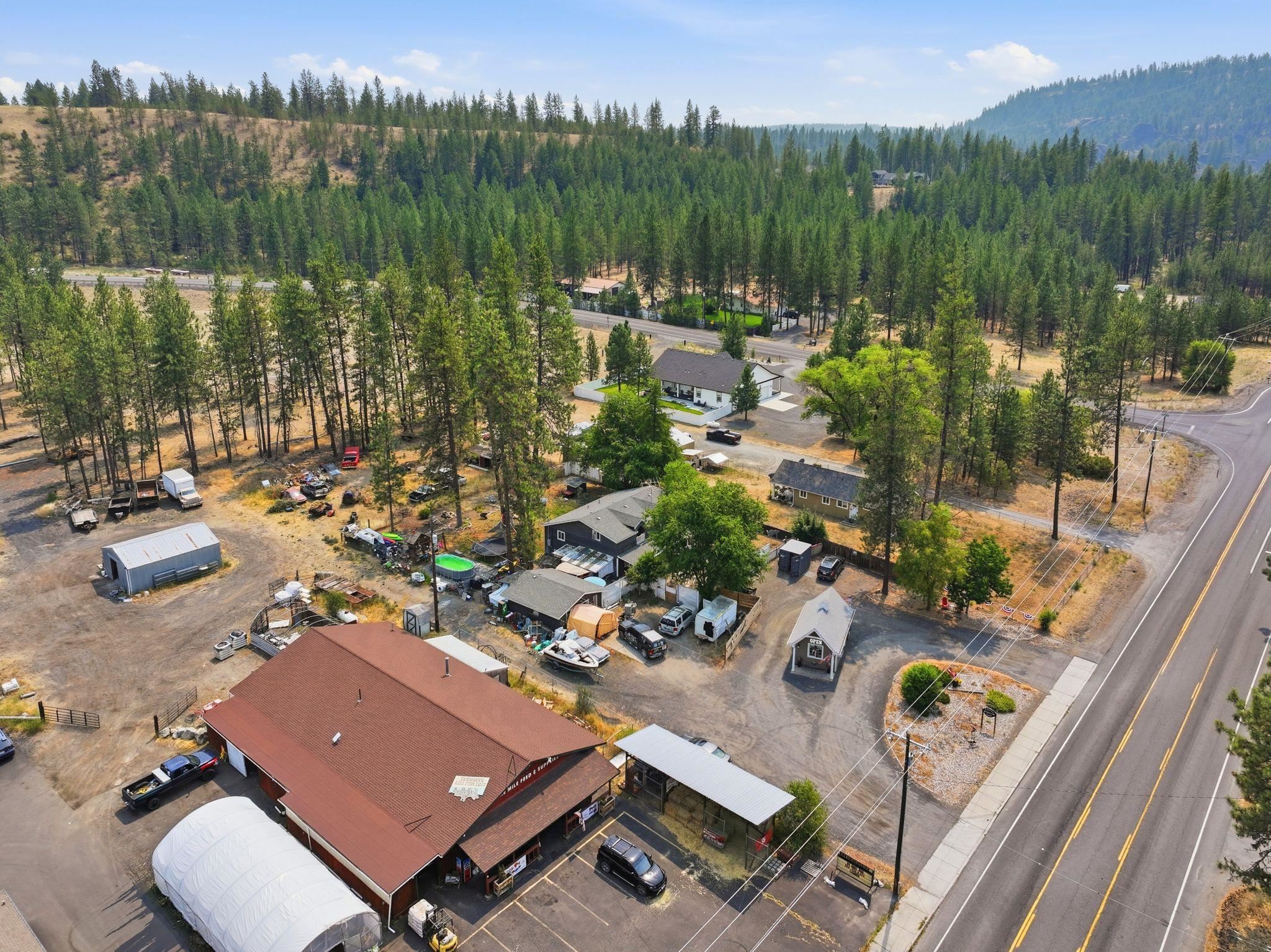 12508 N Nine Mile Rd - Photo 15