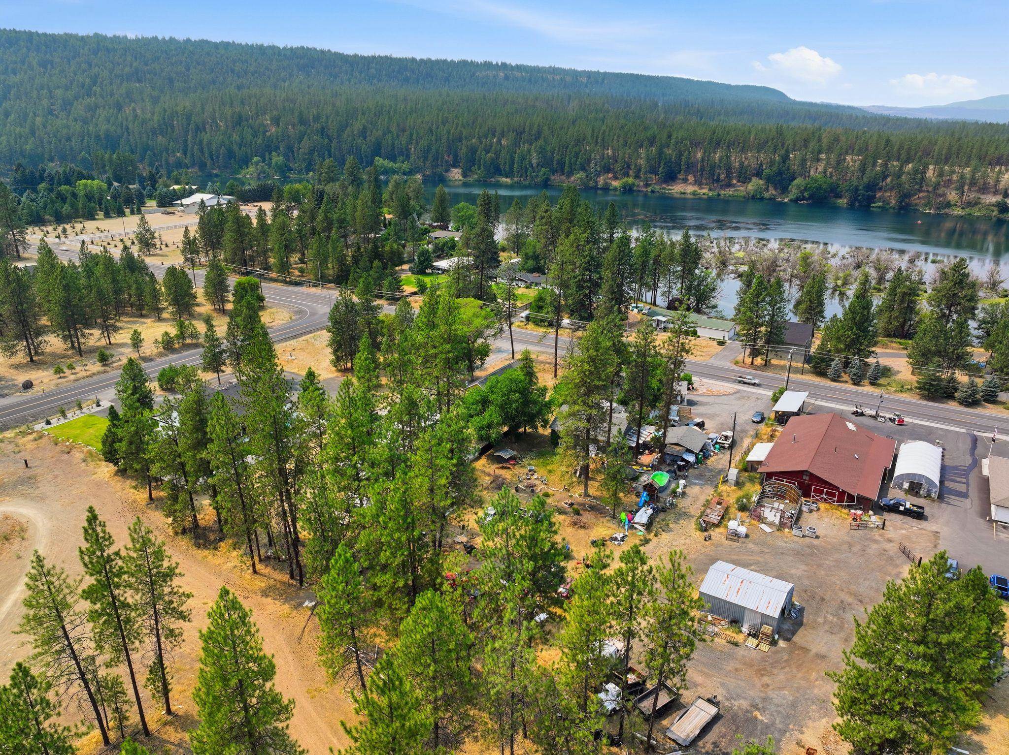 12508 N Nine Mile Rd - Photo 17