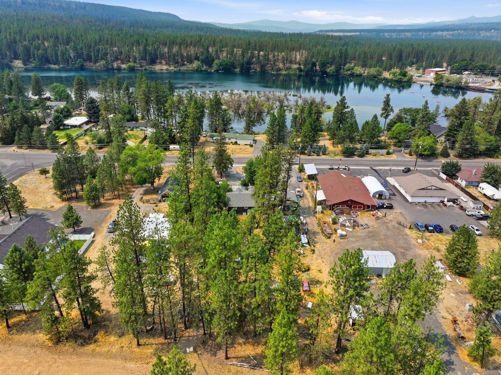12508 N Nine Mile Rd - Photo 5