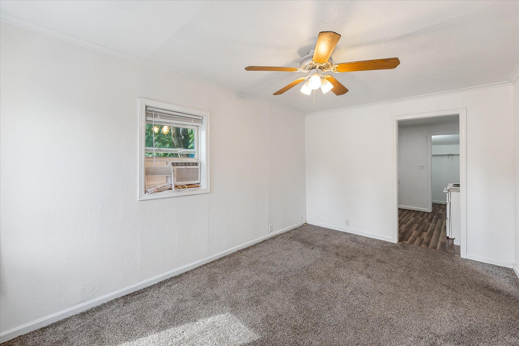 1806 W Gardner Ave - Photo 3